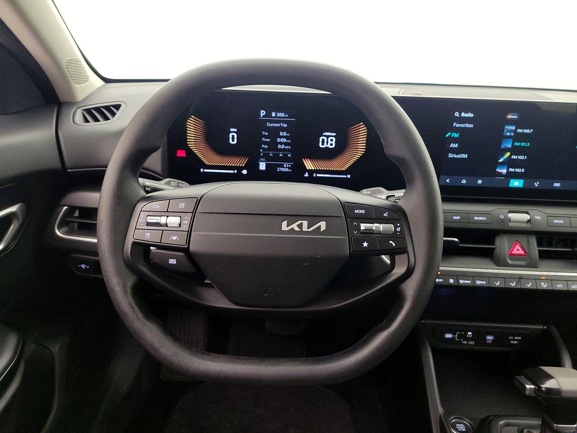 Thumbnail: 2025 Kia K4 - 10