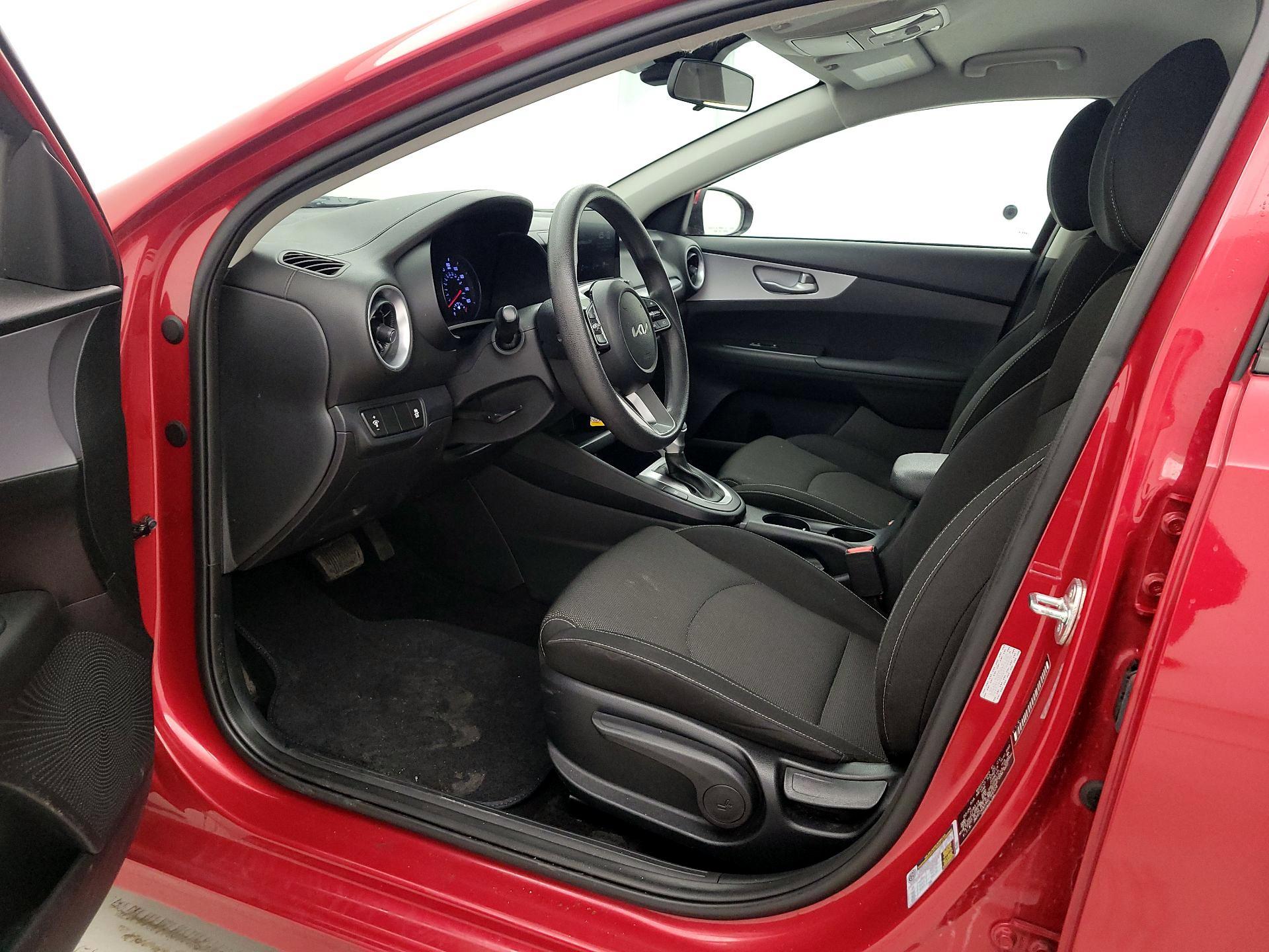 Thumbnail: 2024 Kia Forte - 11