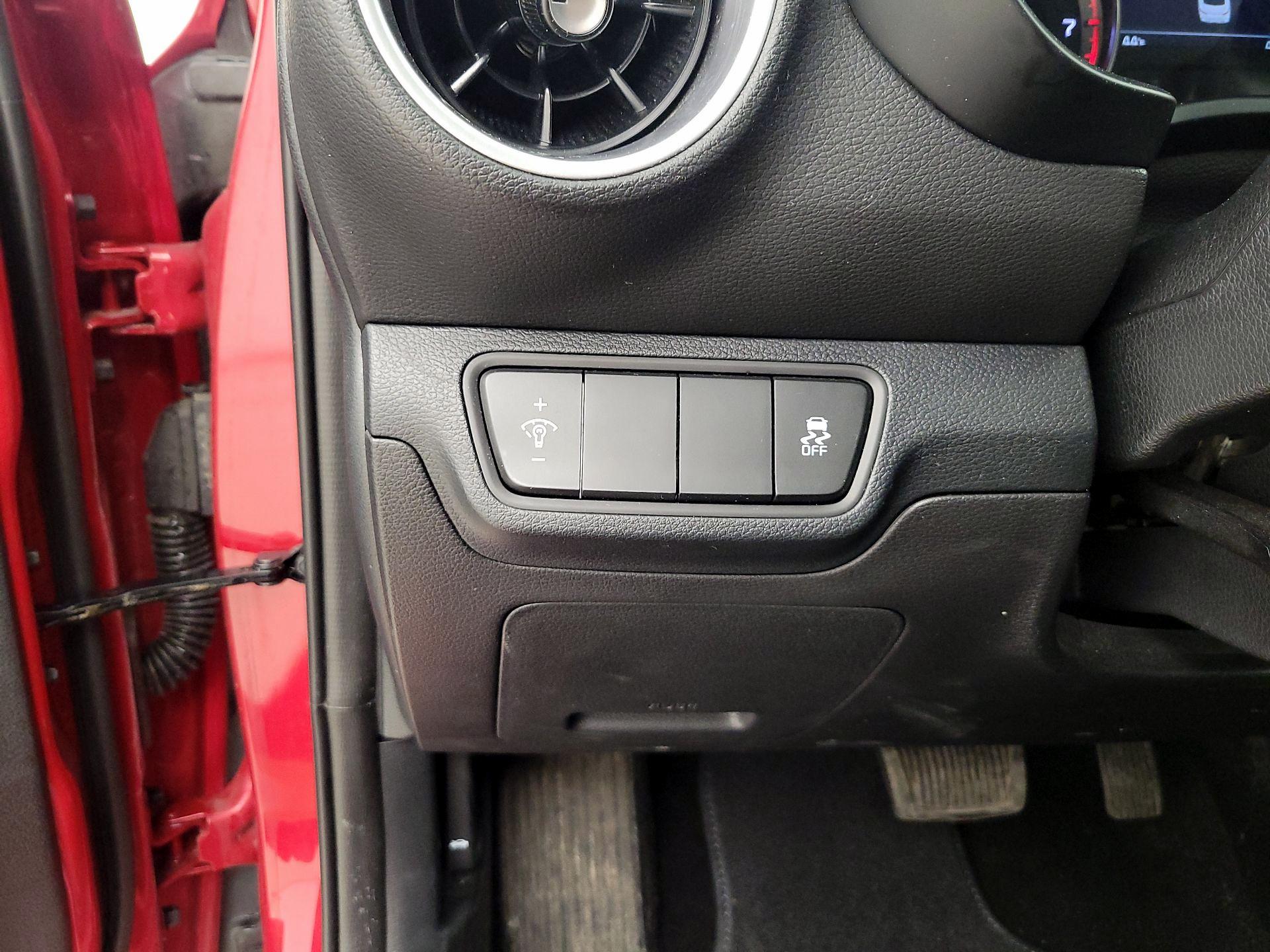 Thumbnail: 2024 Kia Forte - 13