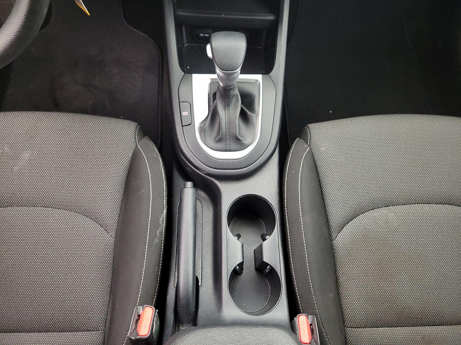 Thumbnail: 2024 Kia Forte - 17