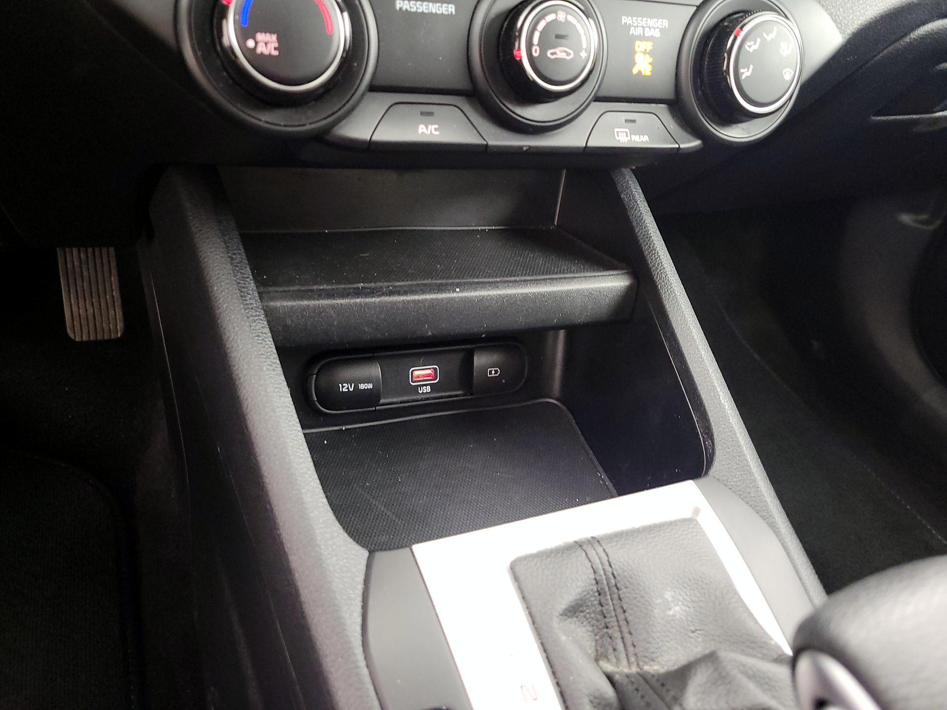 Thumbnail: 2024 Kia Forte - 18