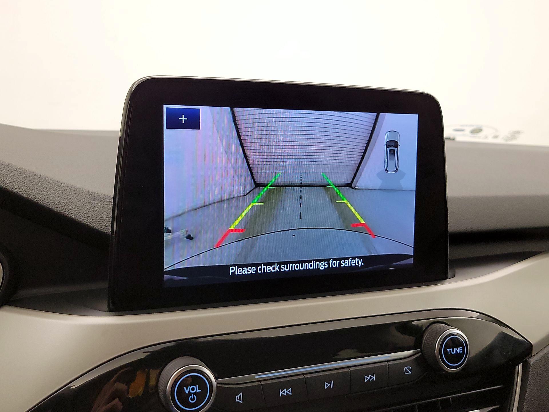 Thumbnail: 2022 Ford Escape - 14