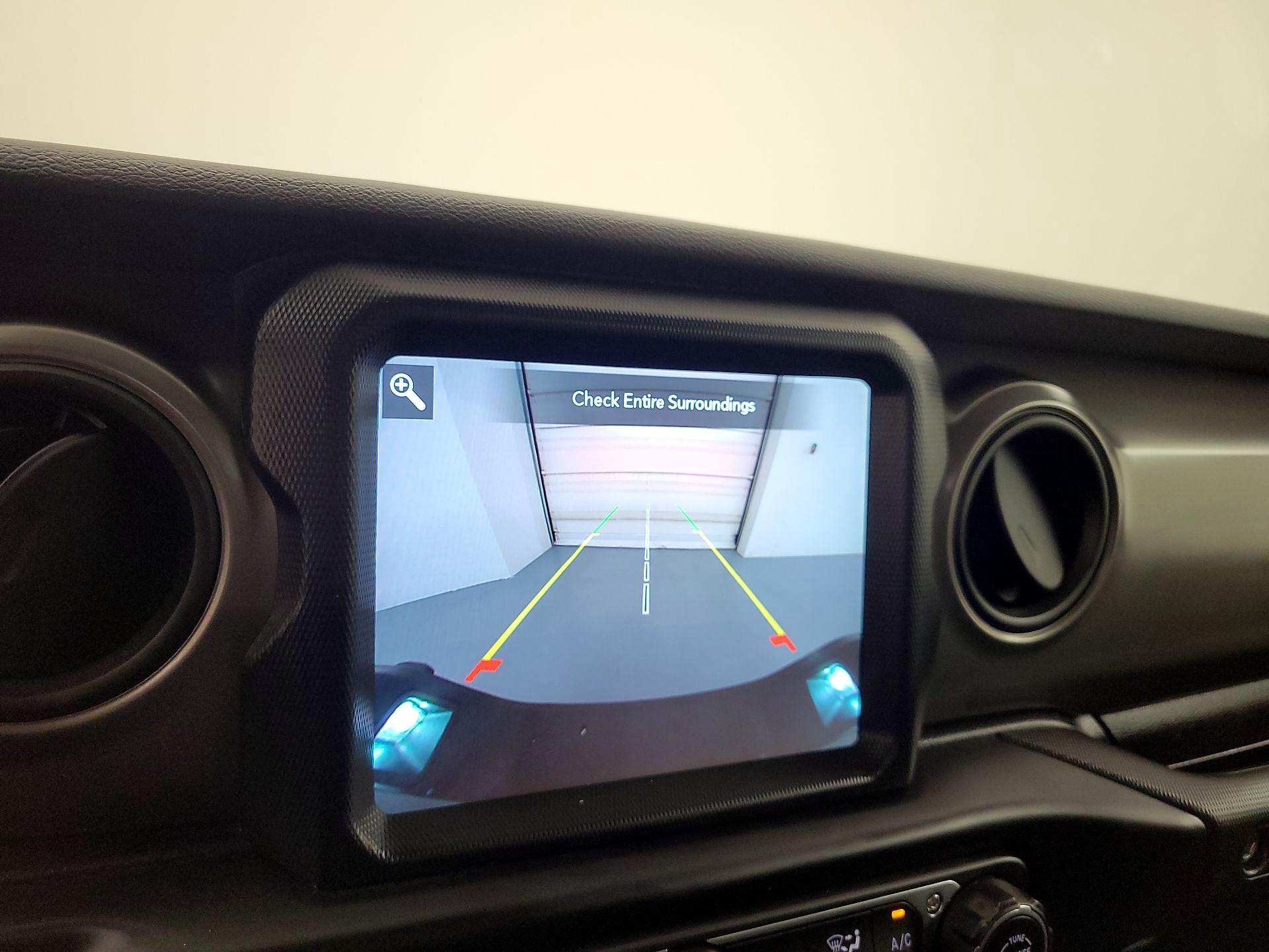 Thumbnail: 2022 Jeep Gladiator - 15