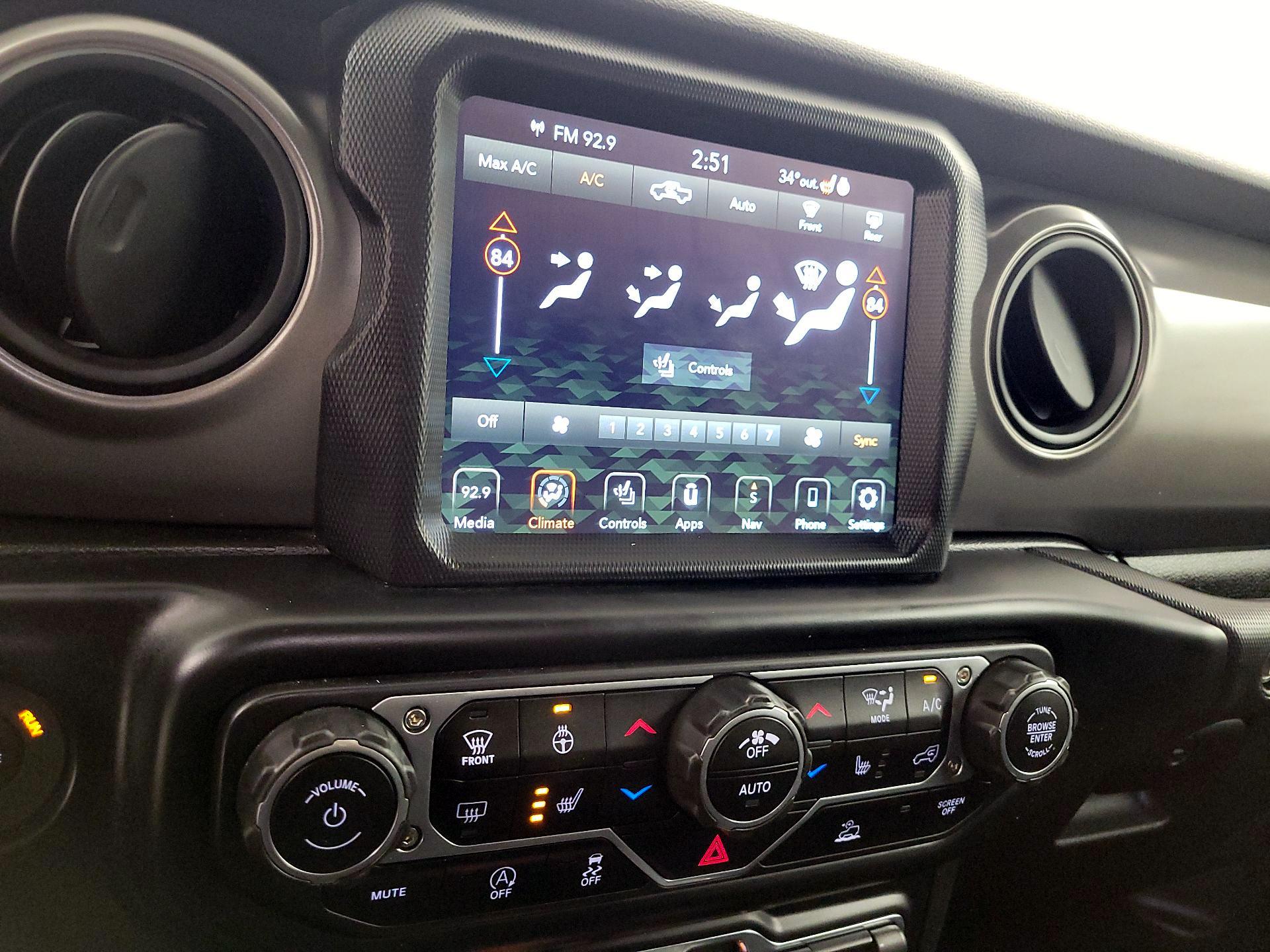 Thumbnail: 2022 Jeep Gladiator - 17