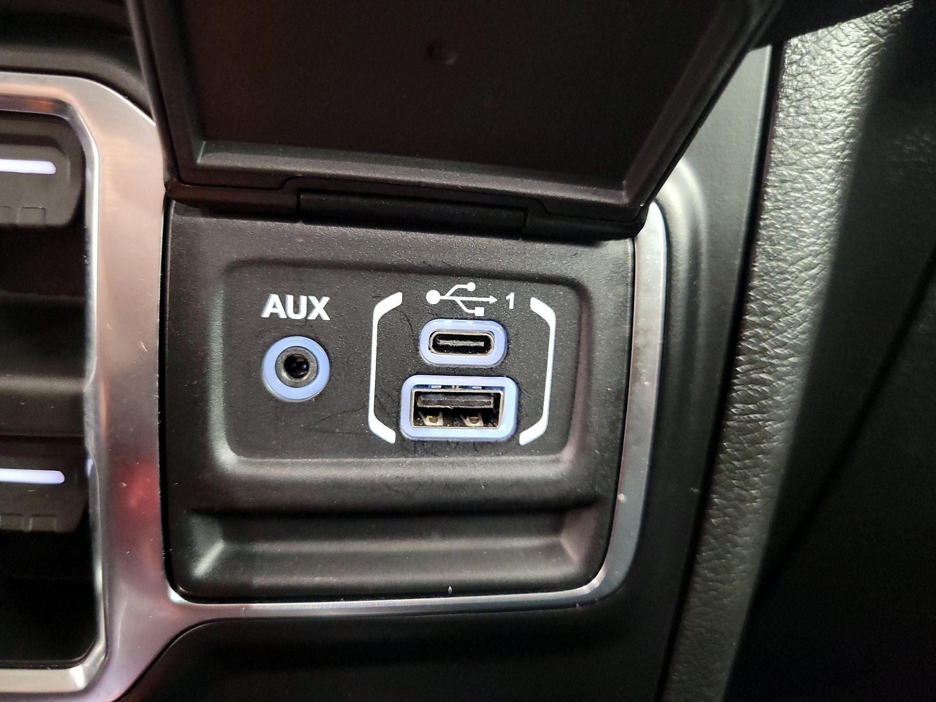 Thumbnail: 2022 Jeep Gladiator - 19