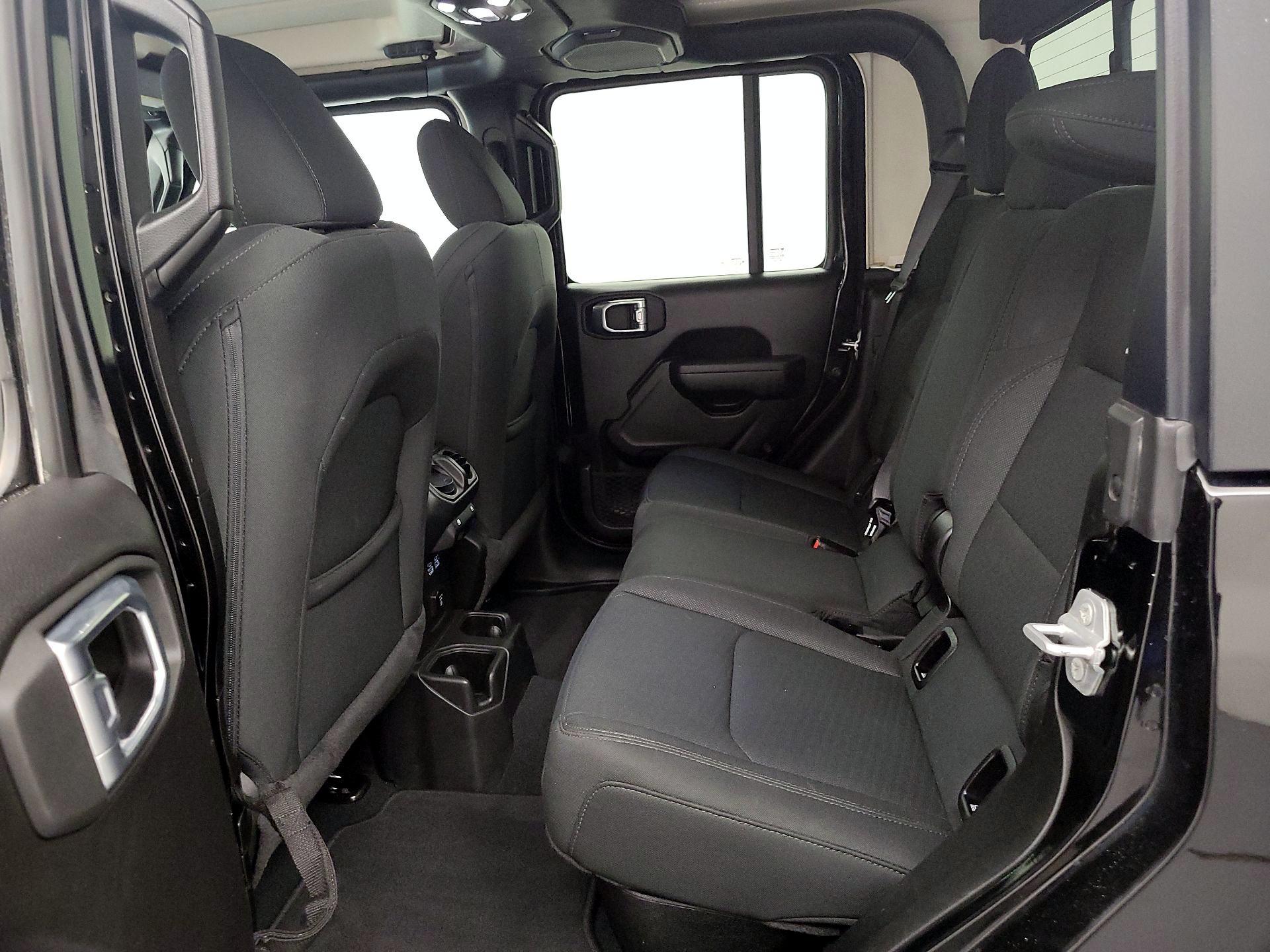 Thumbnail: 2022 Jeep Gladiator - 20