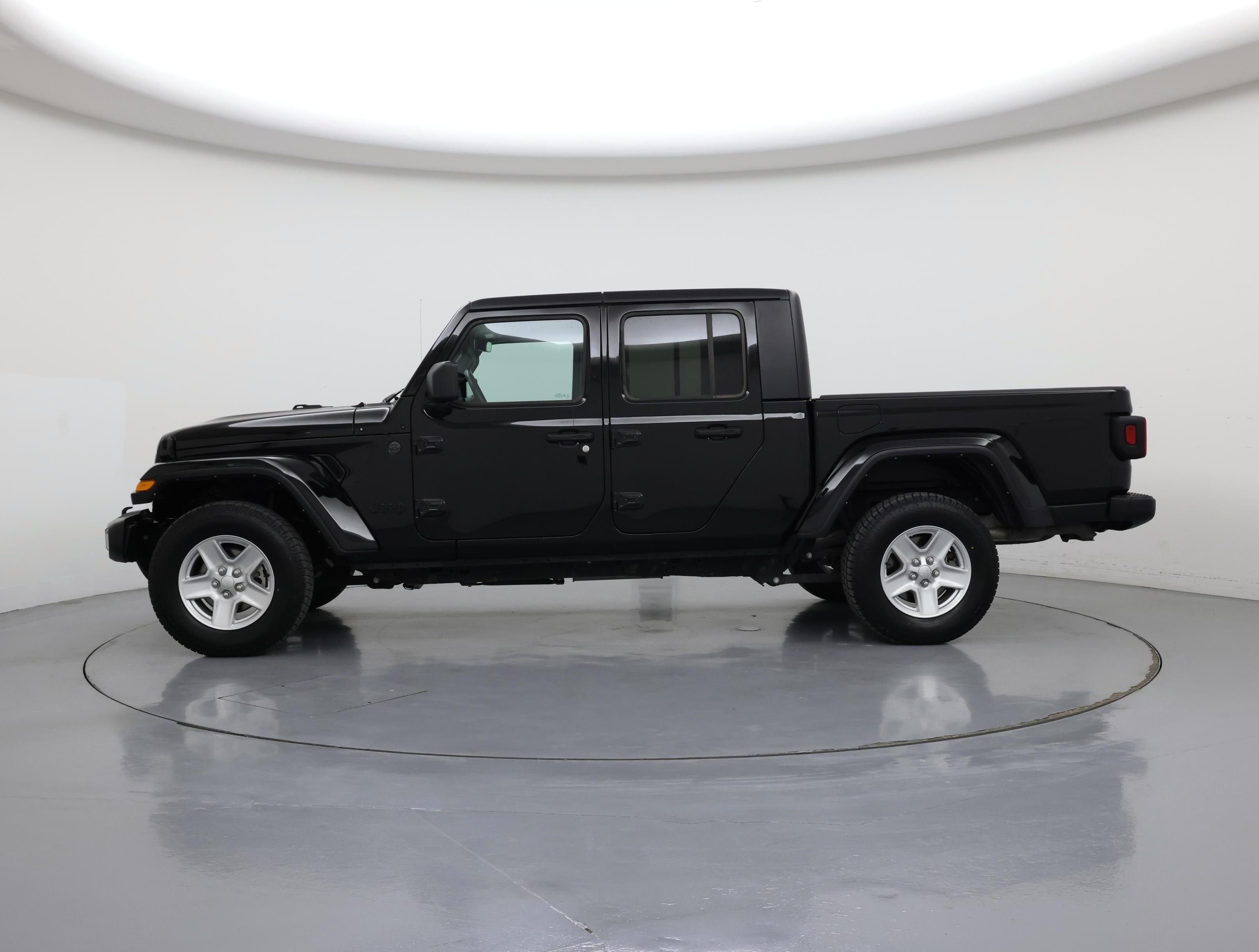 Thumbnail: 2022 Jeep Gladiator - 3