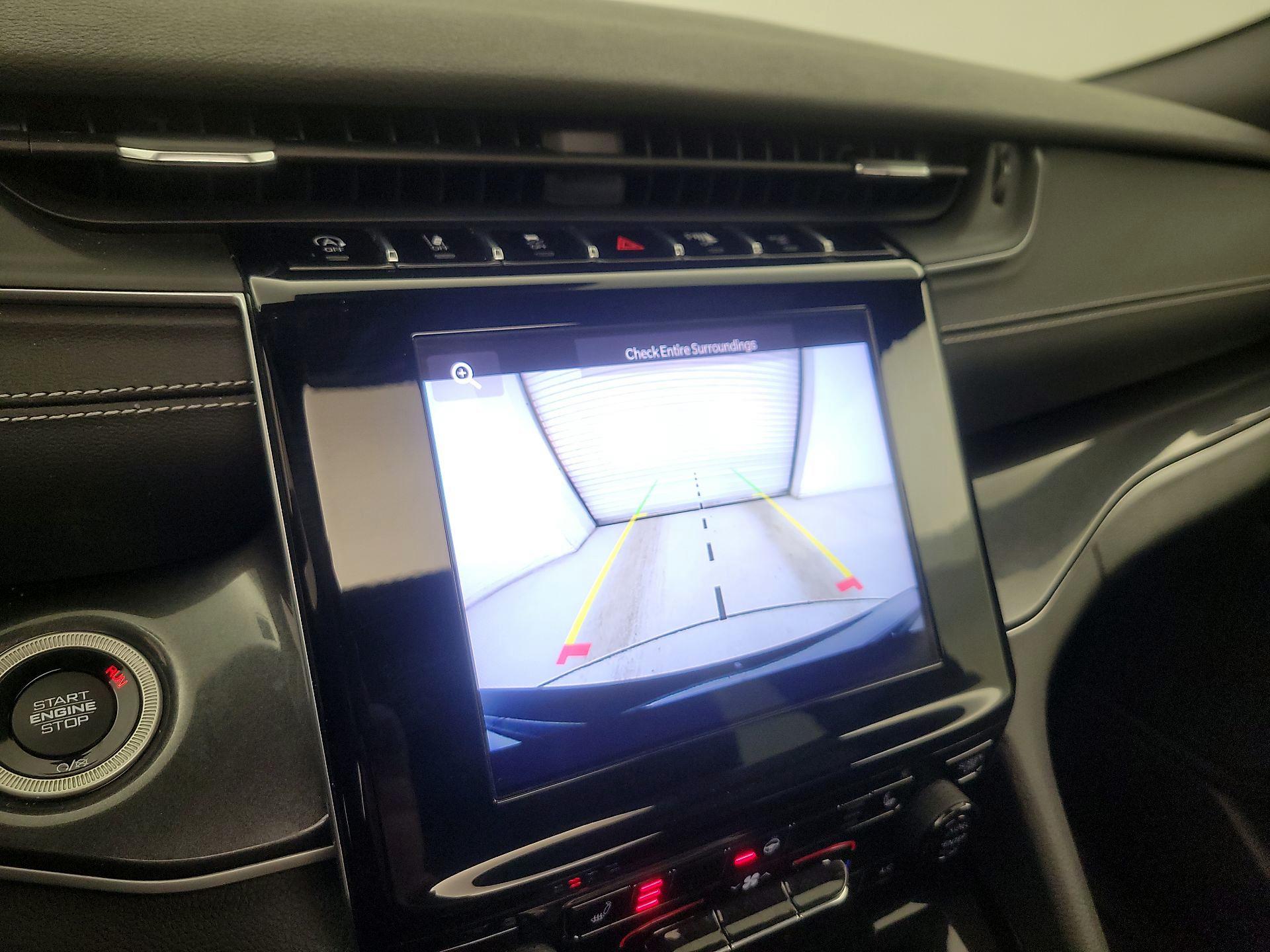 Thumbnail: 2023 Jeep Grand Cherokee - 14