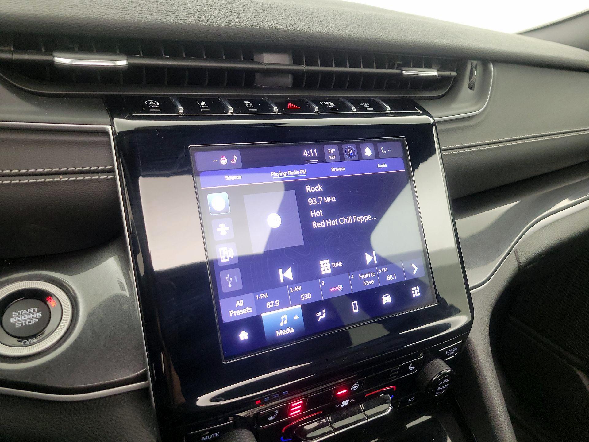 Thumbnail: 2023 Jeep Grand Cherokee - 15