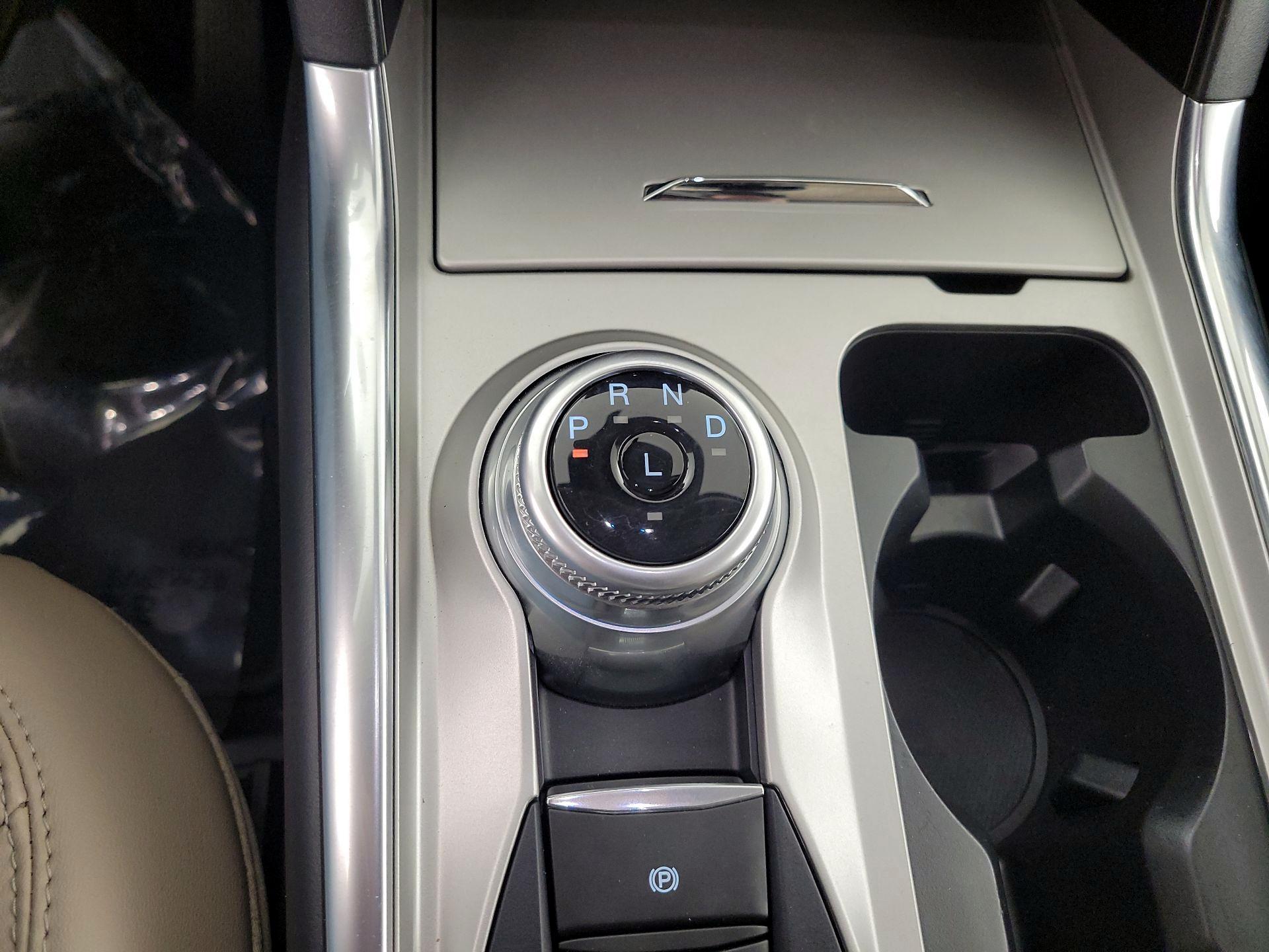 Thumbnail: 2024 Ford Explorer - 18