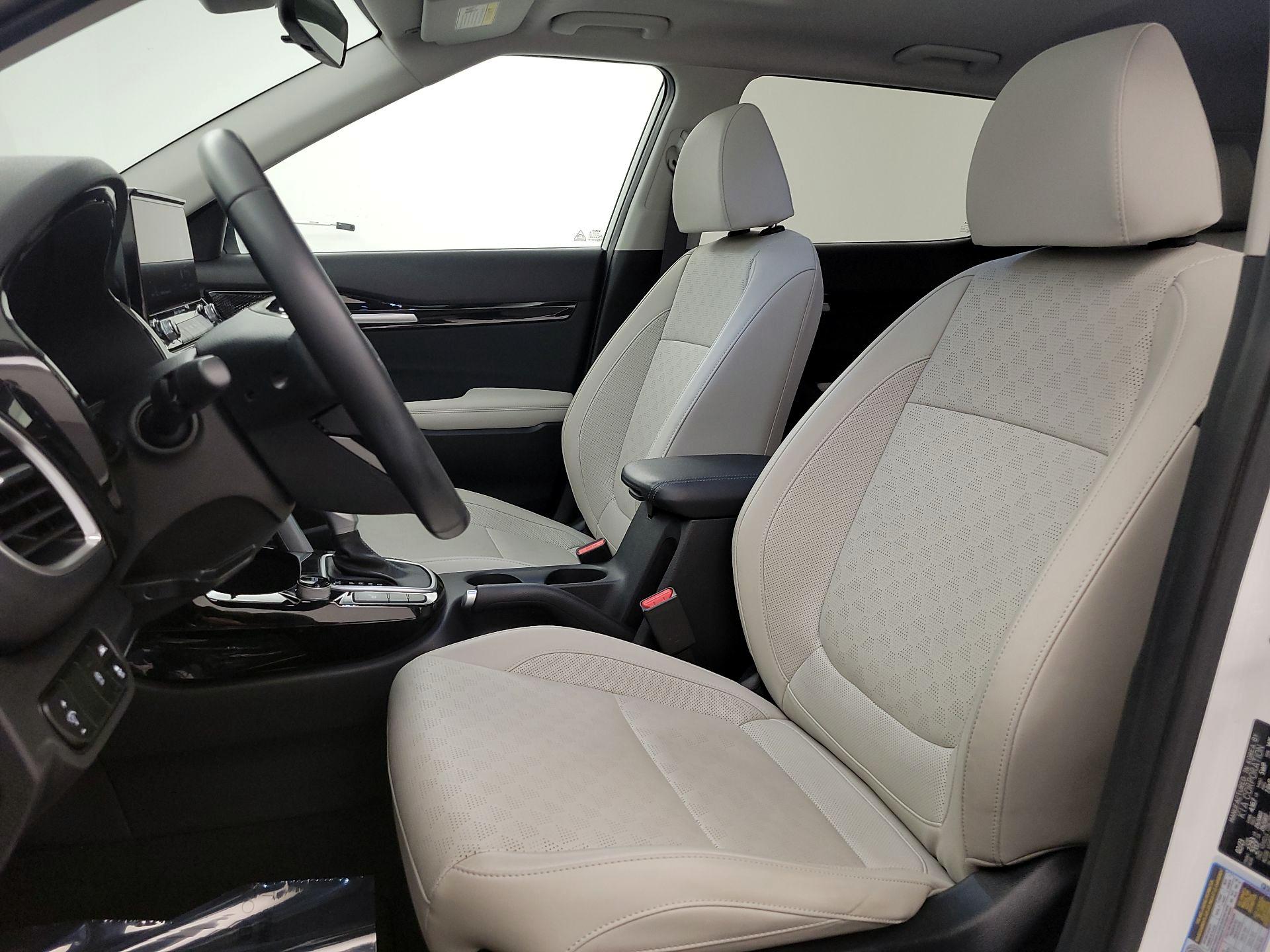 Thumbnail: 2023 Kia Seltos - 11