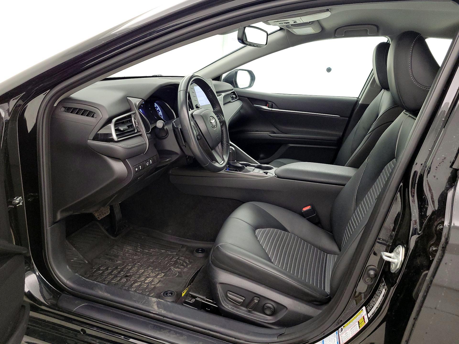 Thumbnail: 2023 Toyota Camry - 11