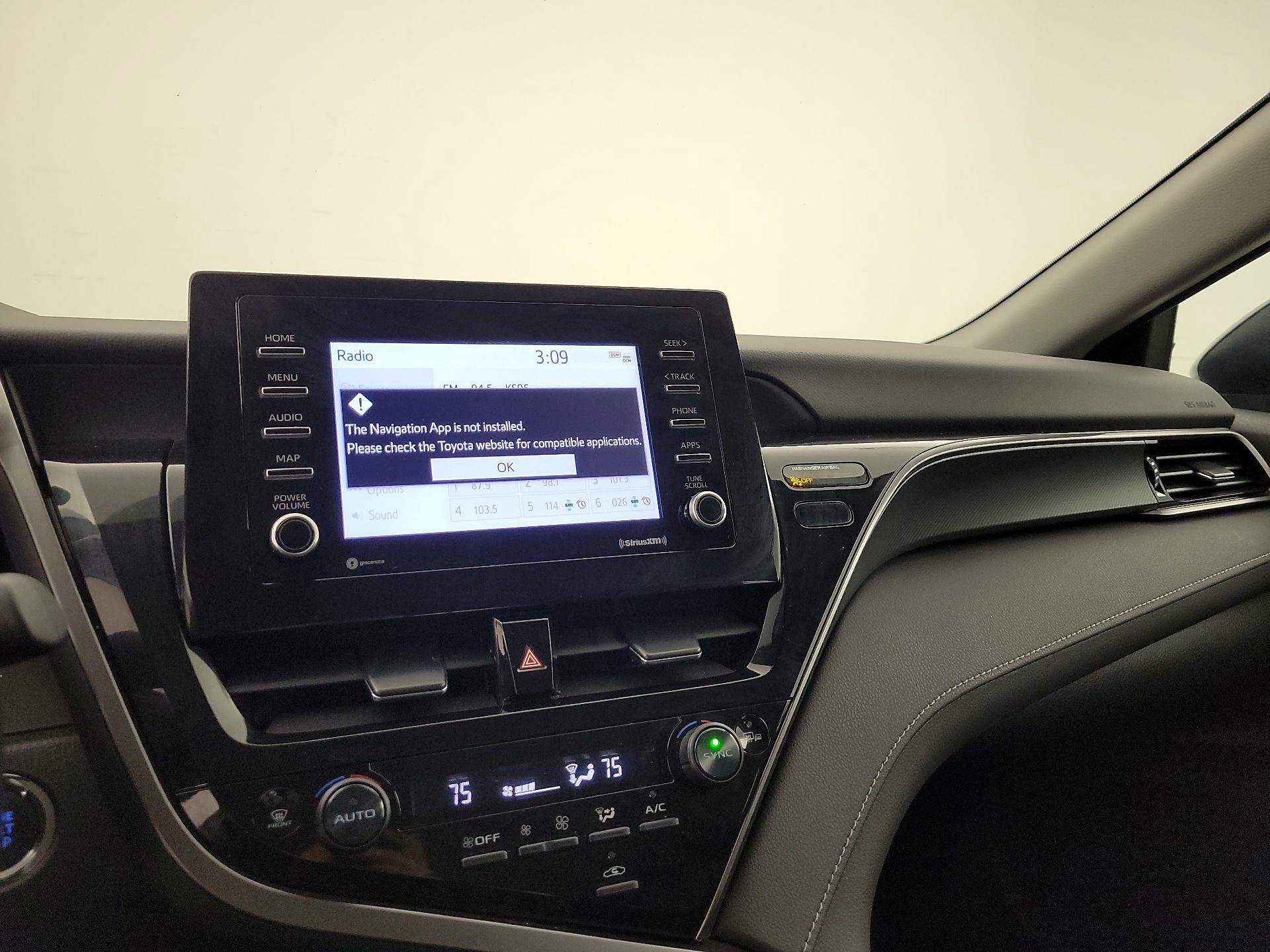 Thumbnail: 2023 Toyota Camry - 14