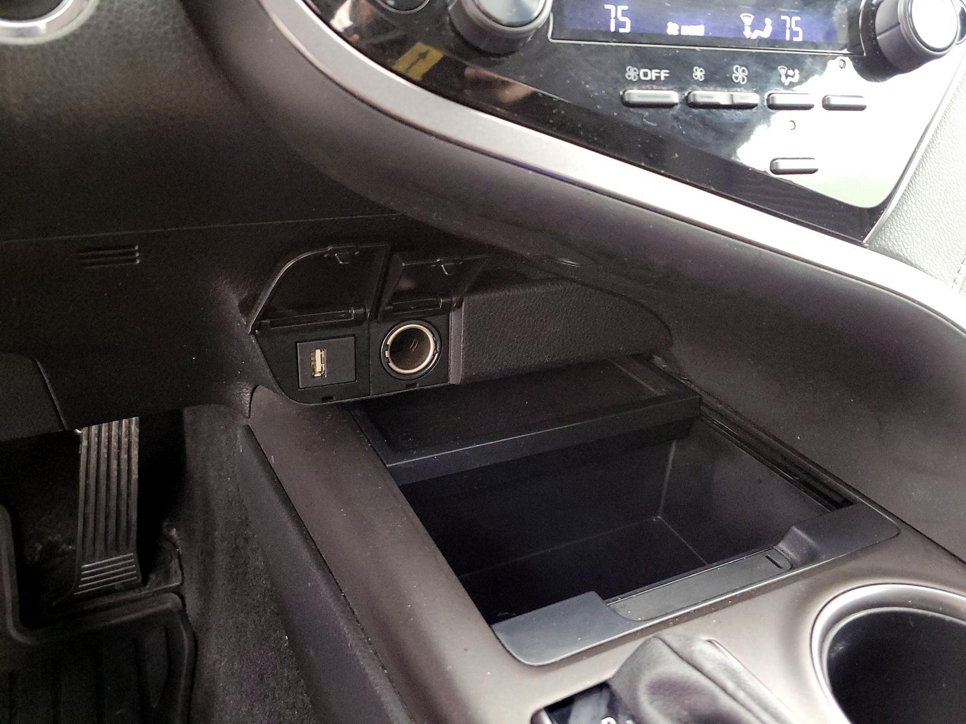 Thumbnail: 2023 Toyota Camry - 19