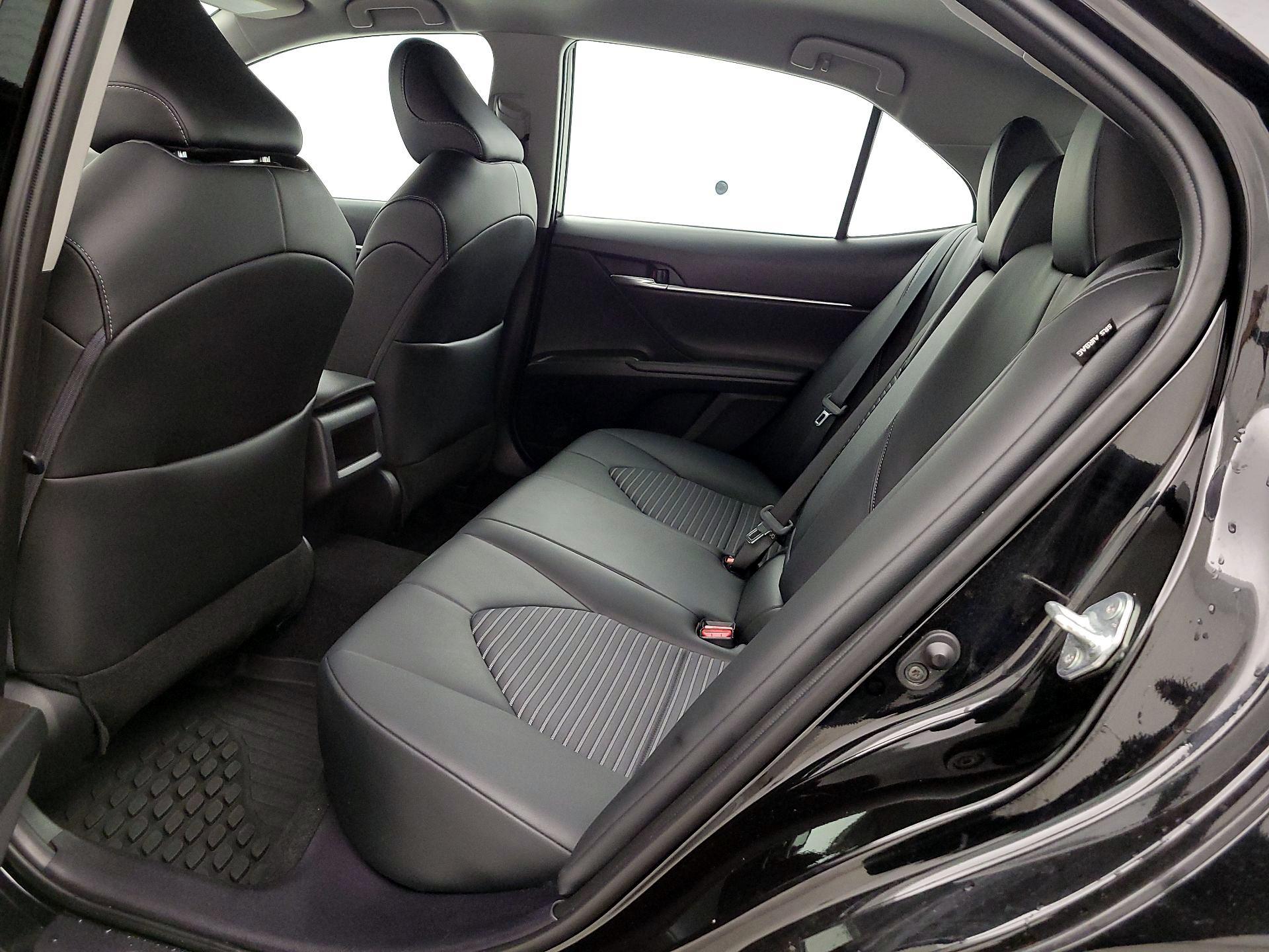 Thumbnail: 2023 Toyota Camry - 20