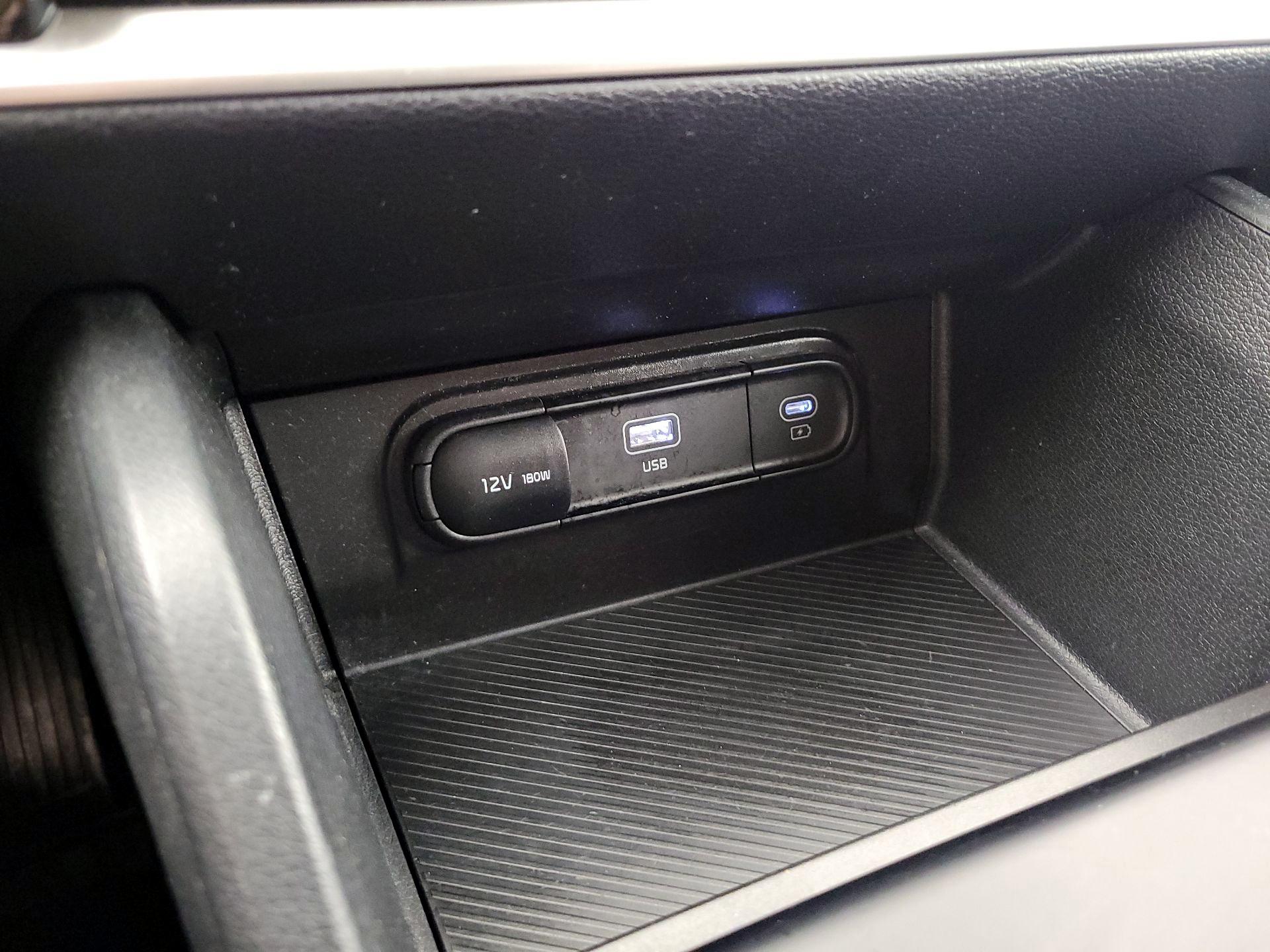 Thumbnail: 2024 Kia Sportage - 18