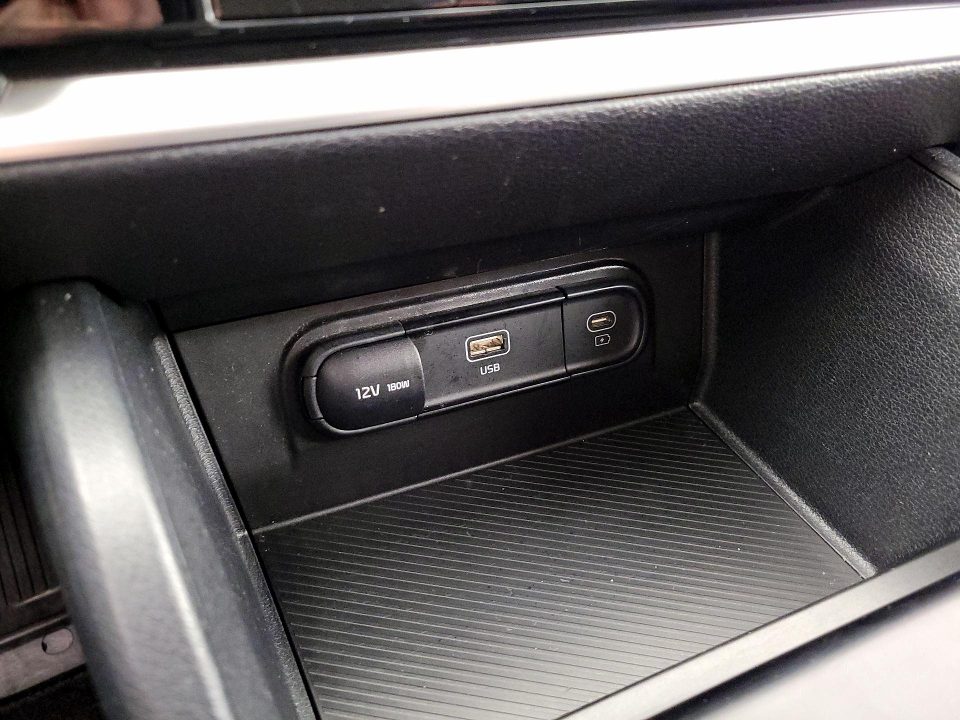 Thumbnail: 2024 Kia Sportage - 18