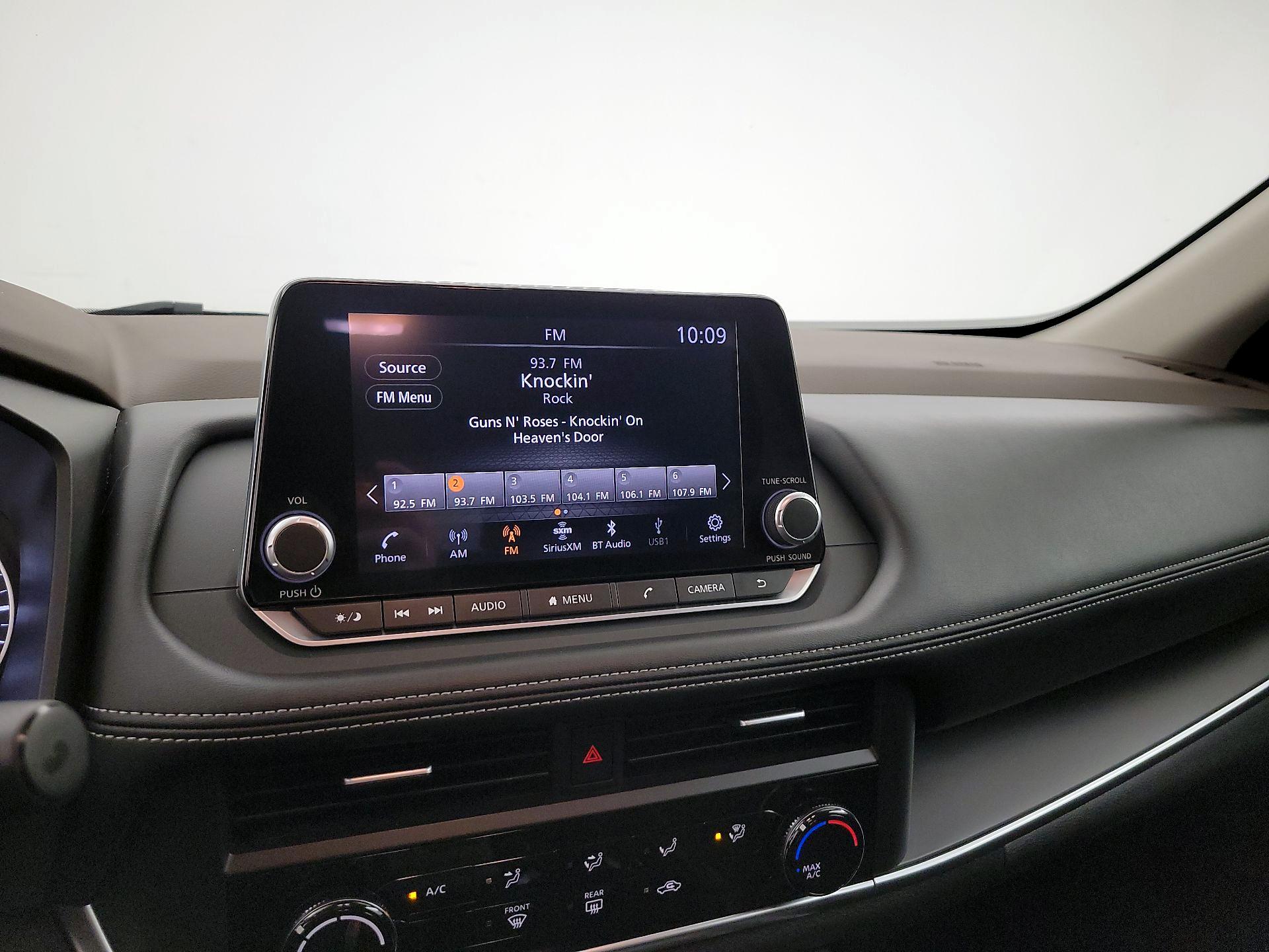 Thumbnail: 2023 Nissan Rogue - 15