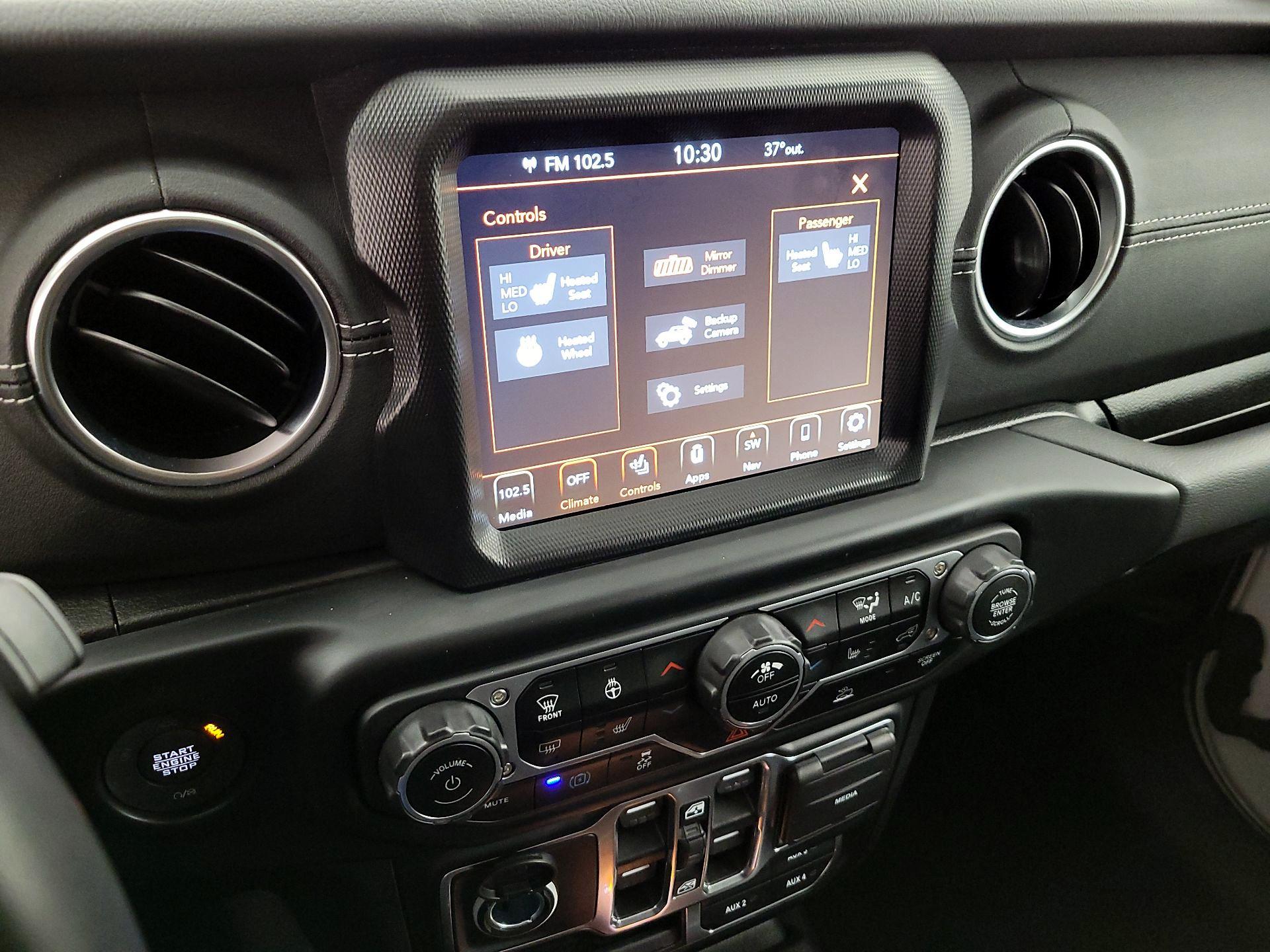 Thumbnail: 2023 Jeep Wrangler - 17