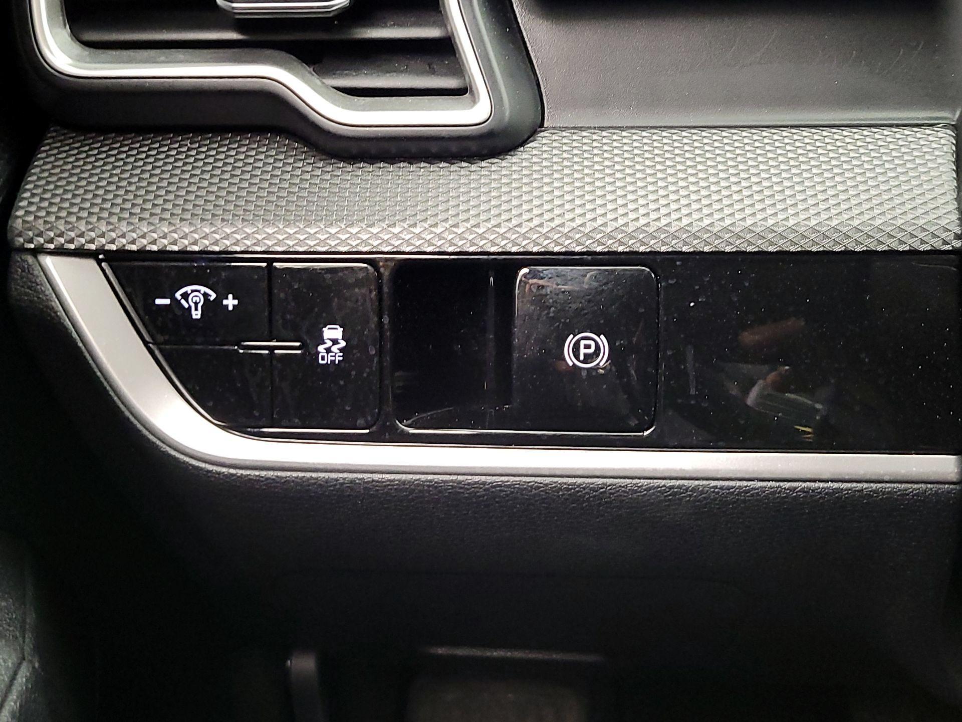 Thumbnail: 2024 Kia Sportage - 13