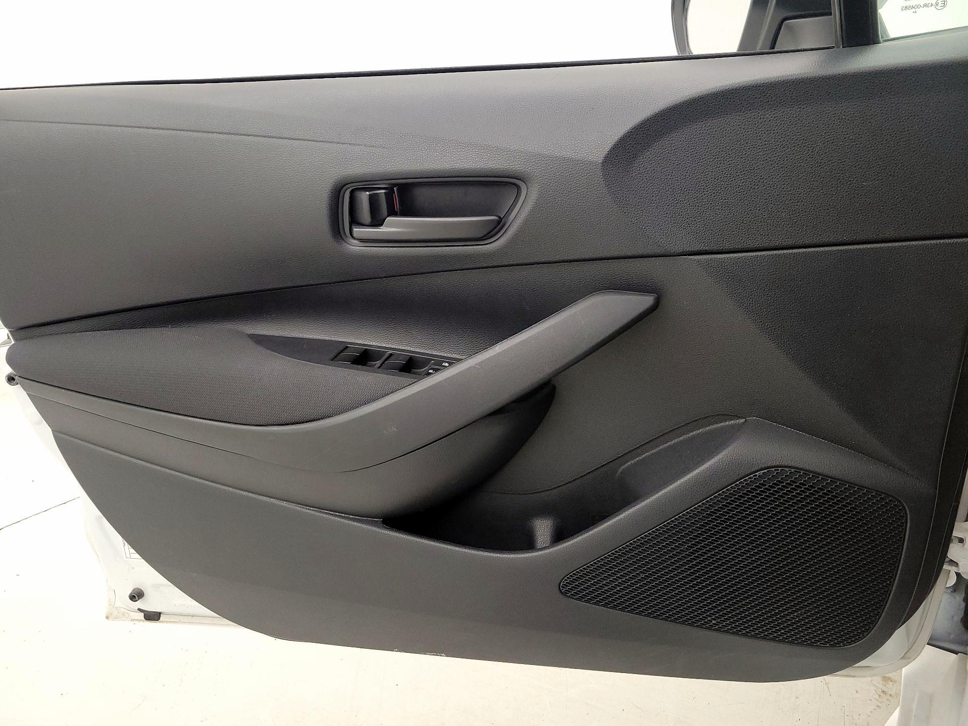 Thumbnail: 2025 Toyota Corolla - 12