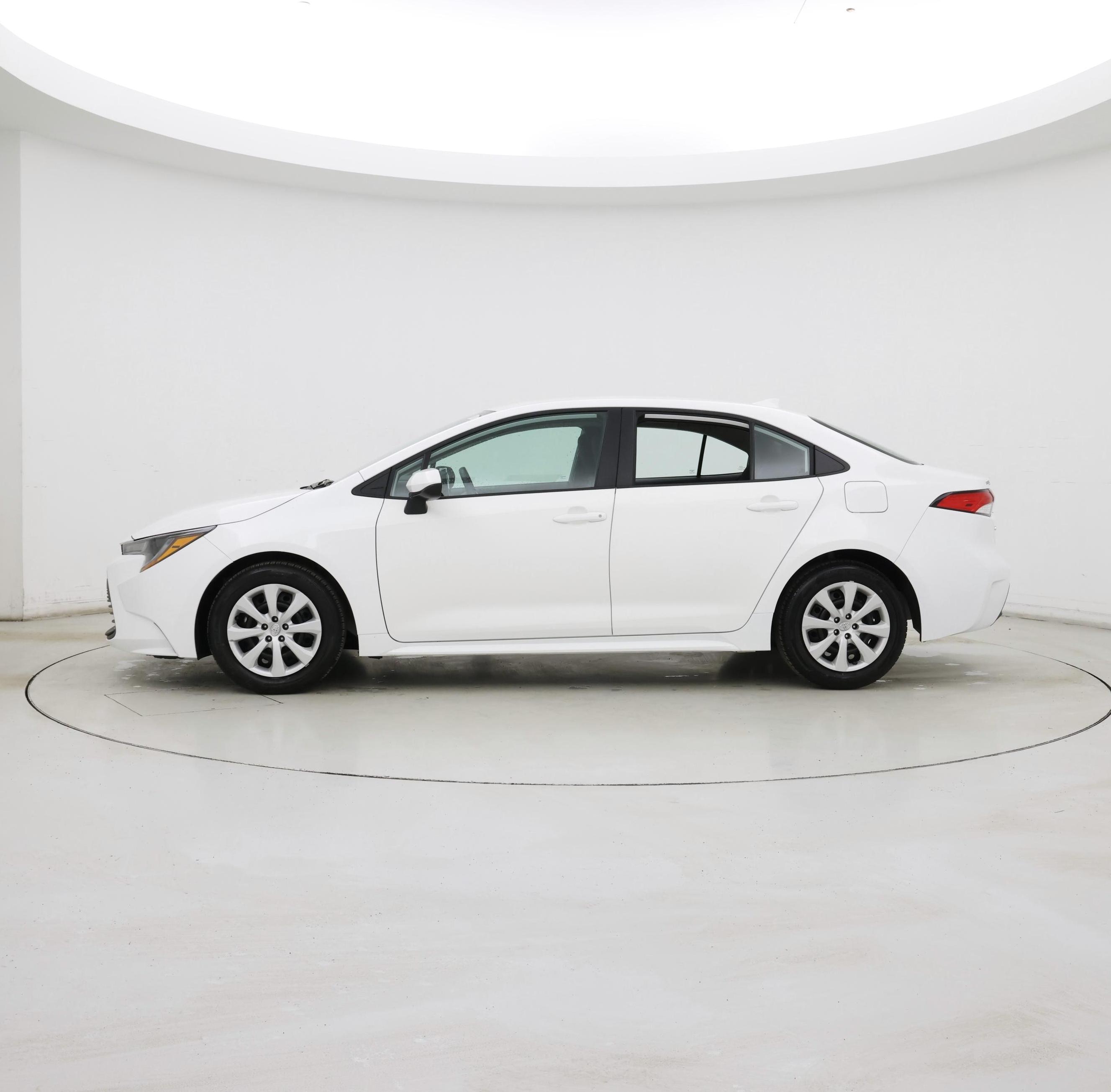 Thumbnail: 2025 Toyota Corolla - 3