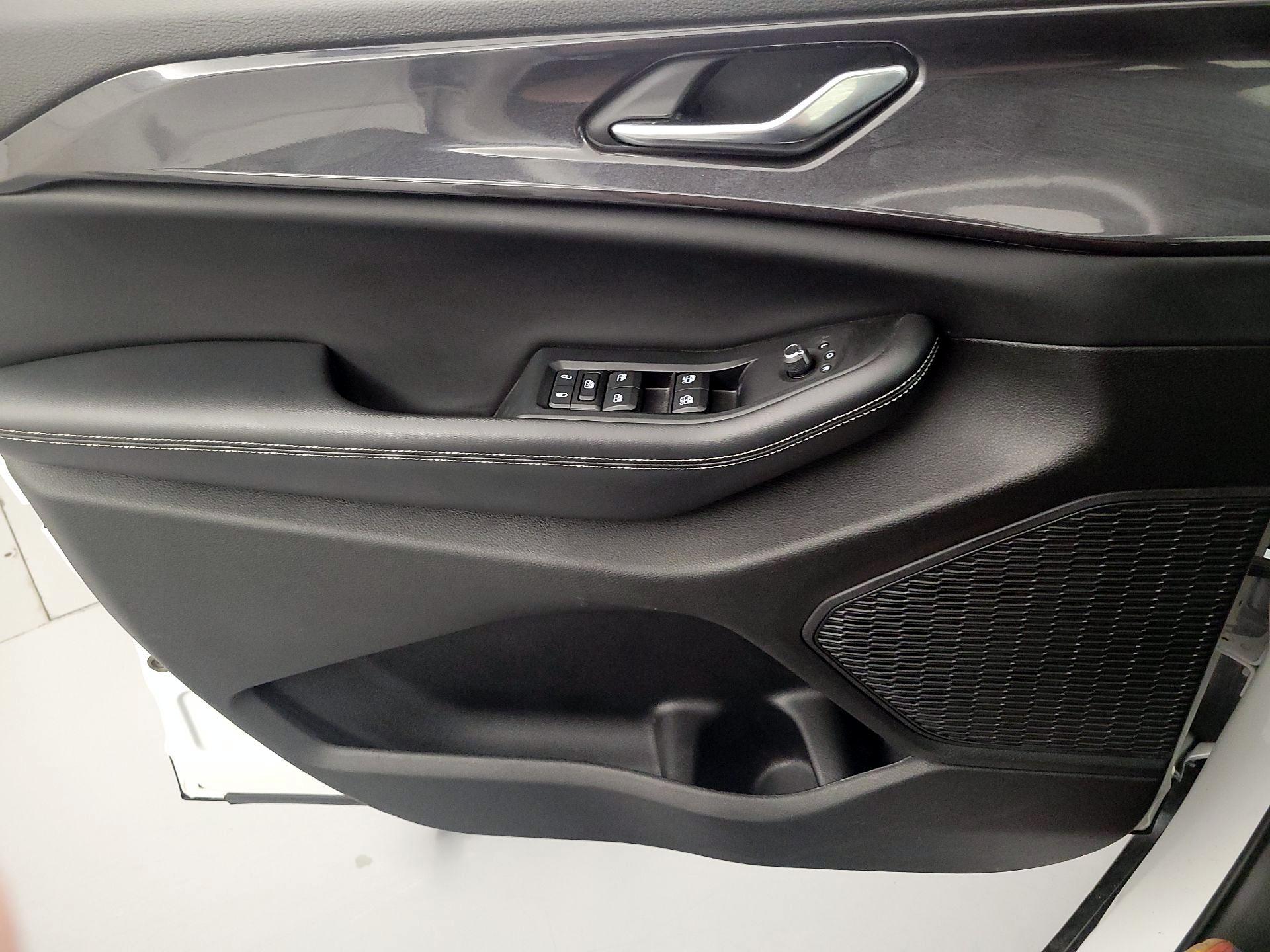 Thumbnail: 2023 Jeep Grand Cherokee L - 12