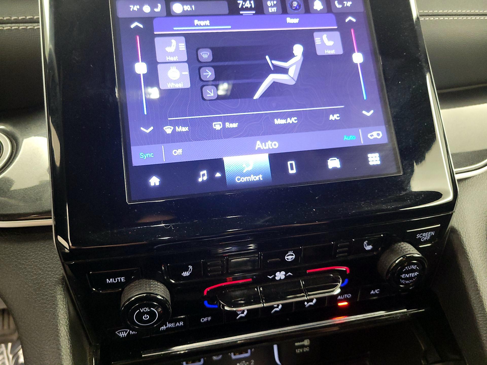 Thumbnail: 2023 Jeep Grand Cherokee L - 16