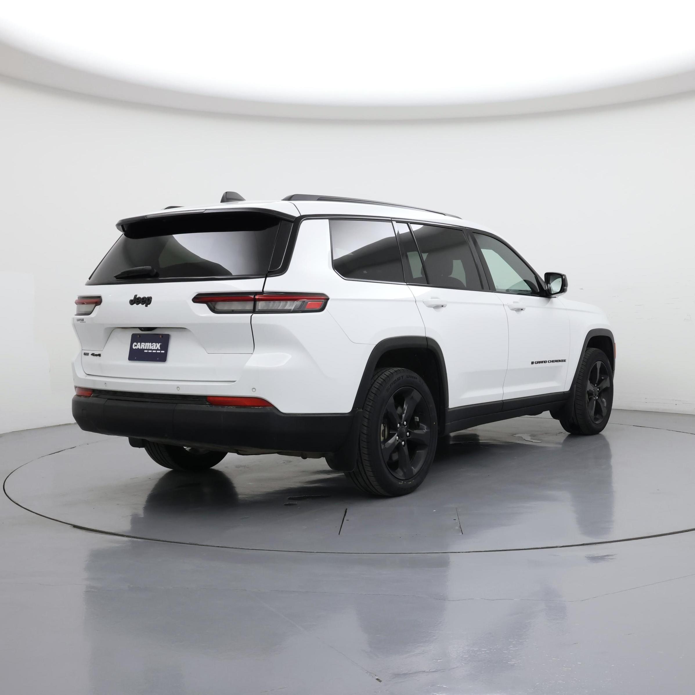 Thumbnail: 2023 Jeep Grand Cherokee L - 8