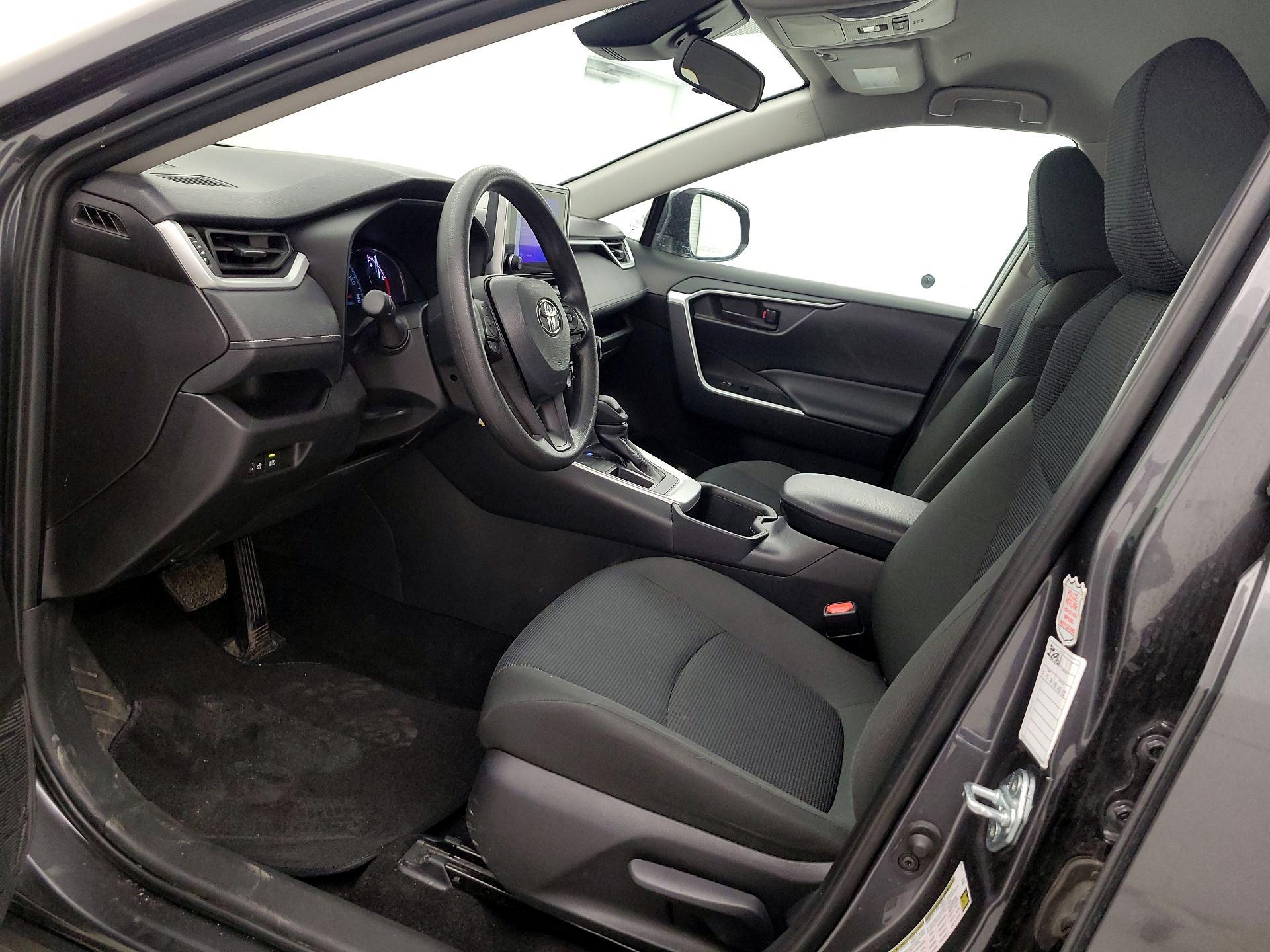 Thumbnail: 2025 Toyota RAV4 - 11