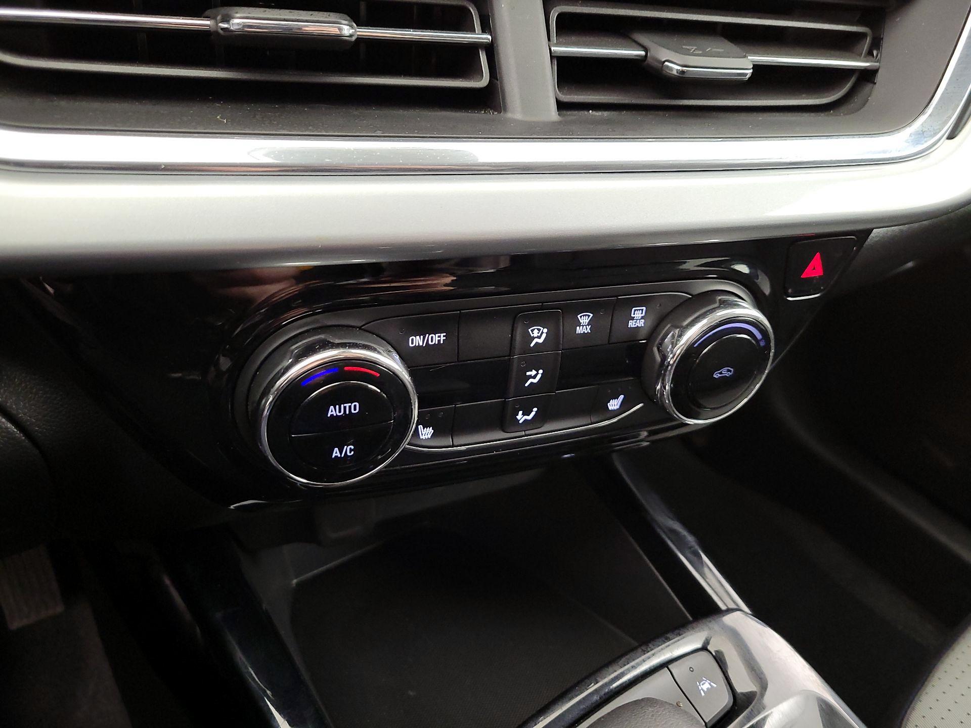 Thumbnail: 2025 Chevrolet Trax - 16