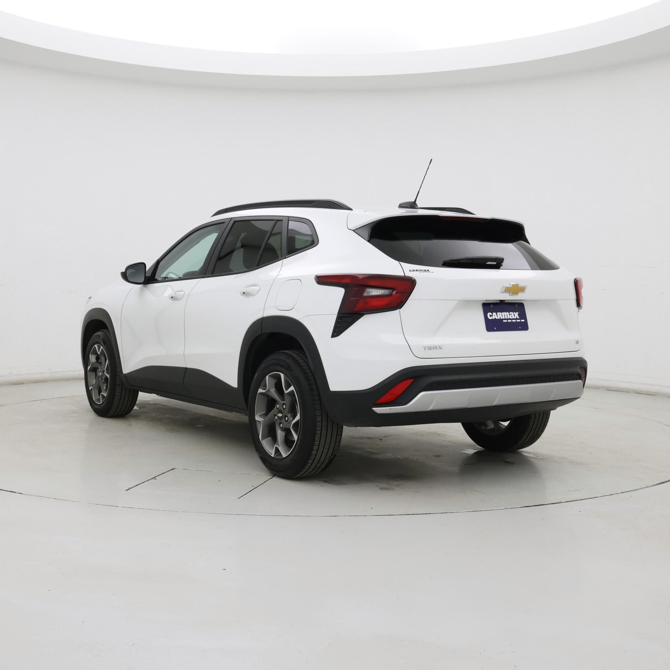 Thumbnail: 2025 Chevrolet Trax - 2