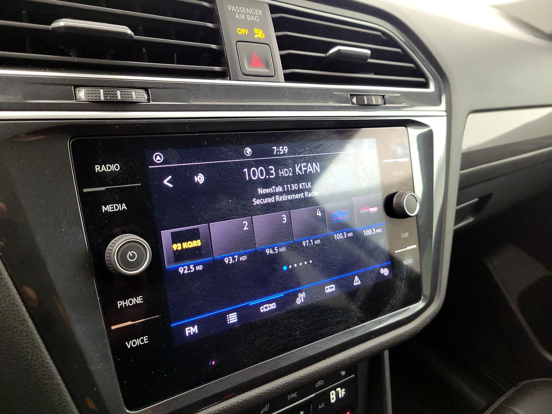 Thumbnail: 2024 Volkswagen Tiguan - 15