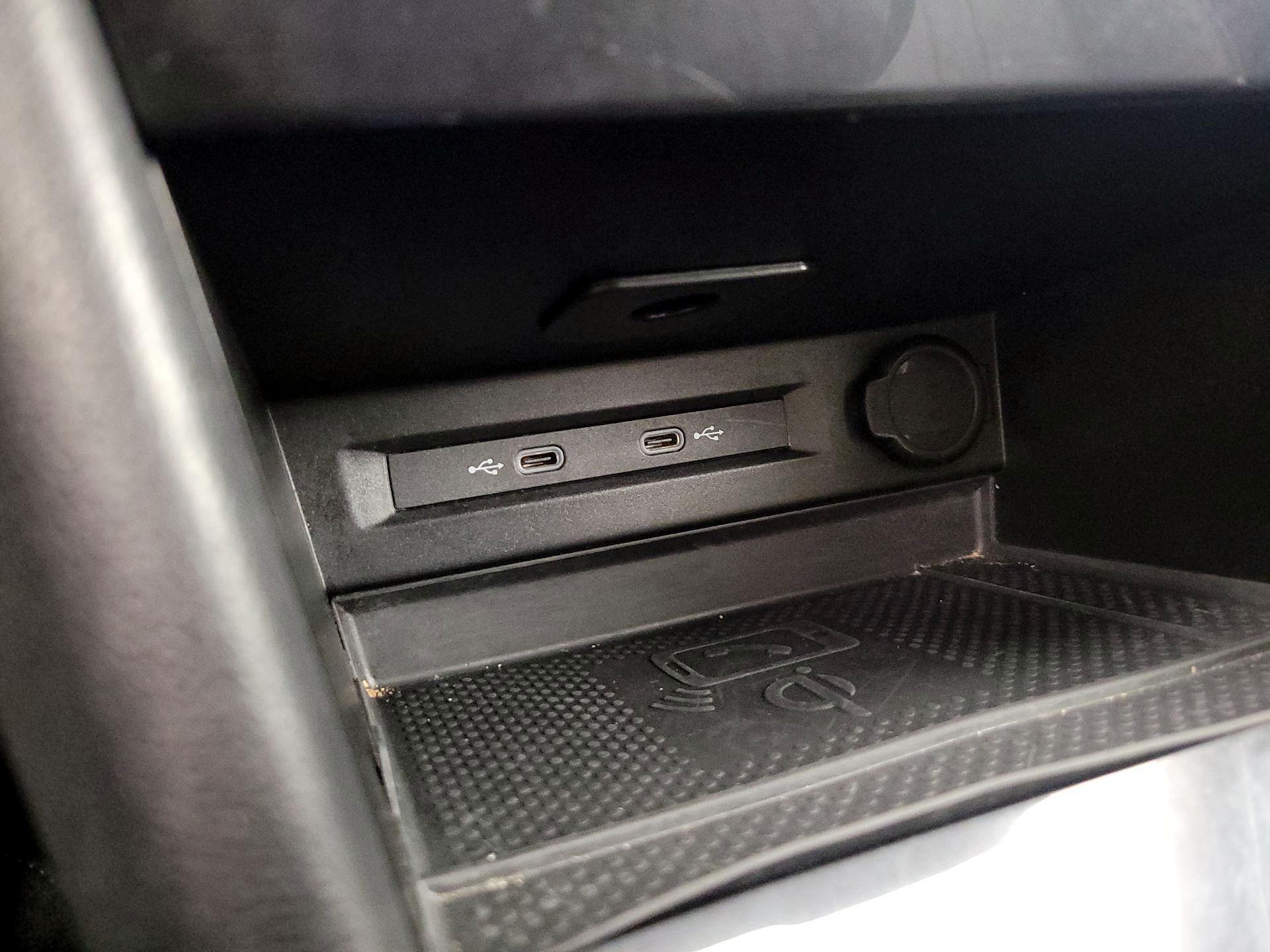 Thumbnail: 2024 Volkswagen Tiguan - 18