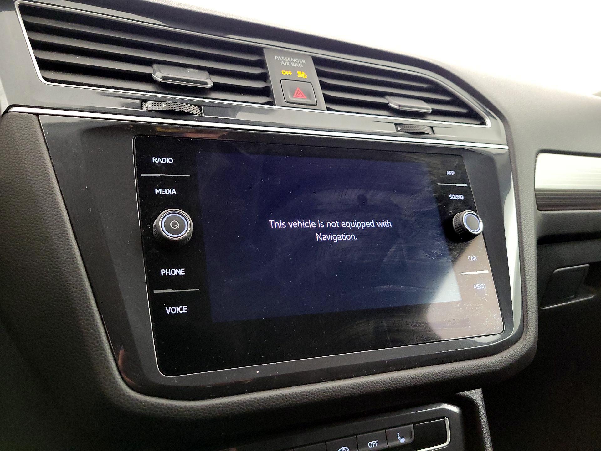 Thumbnail: 2024 Volkswagen Tiguan - 14