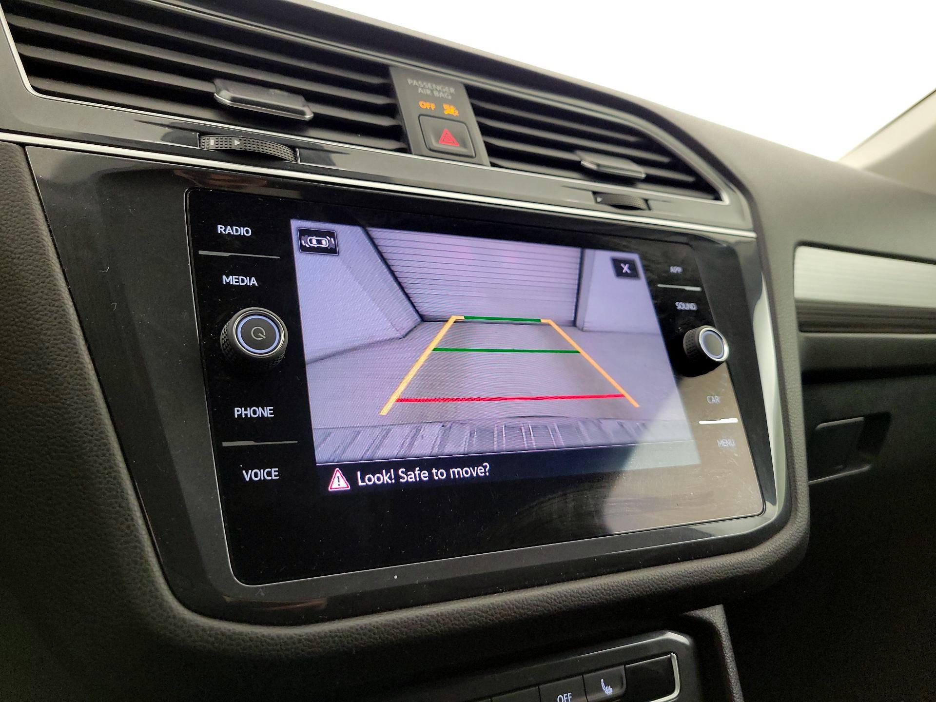 Thumbnail: 2024 Volkswagen Tiguan - 15