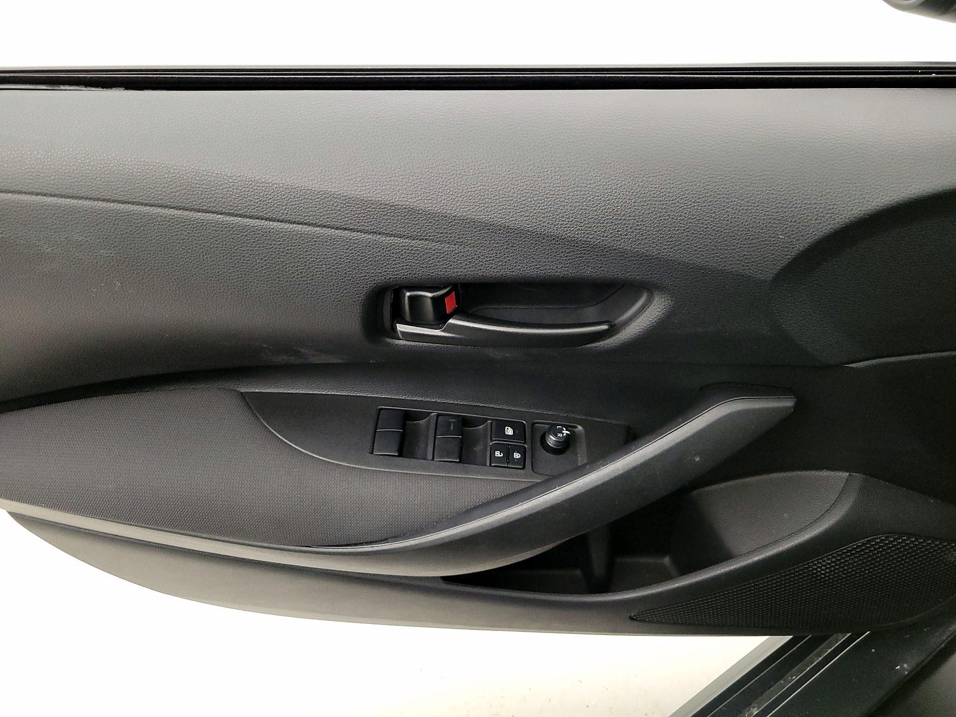 Thumbnail: 2025 Toyota Corolla - 12