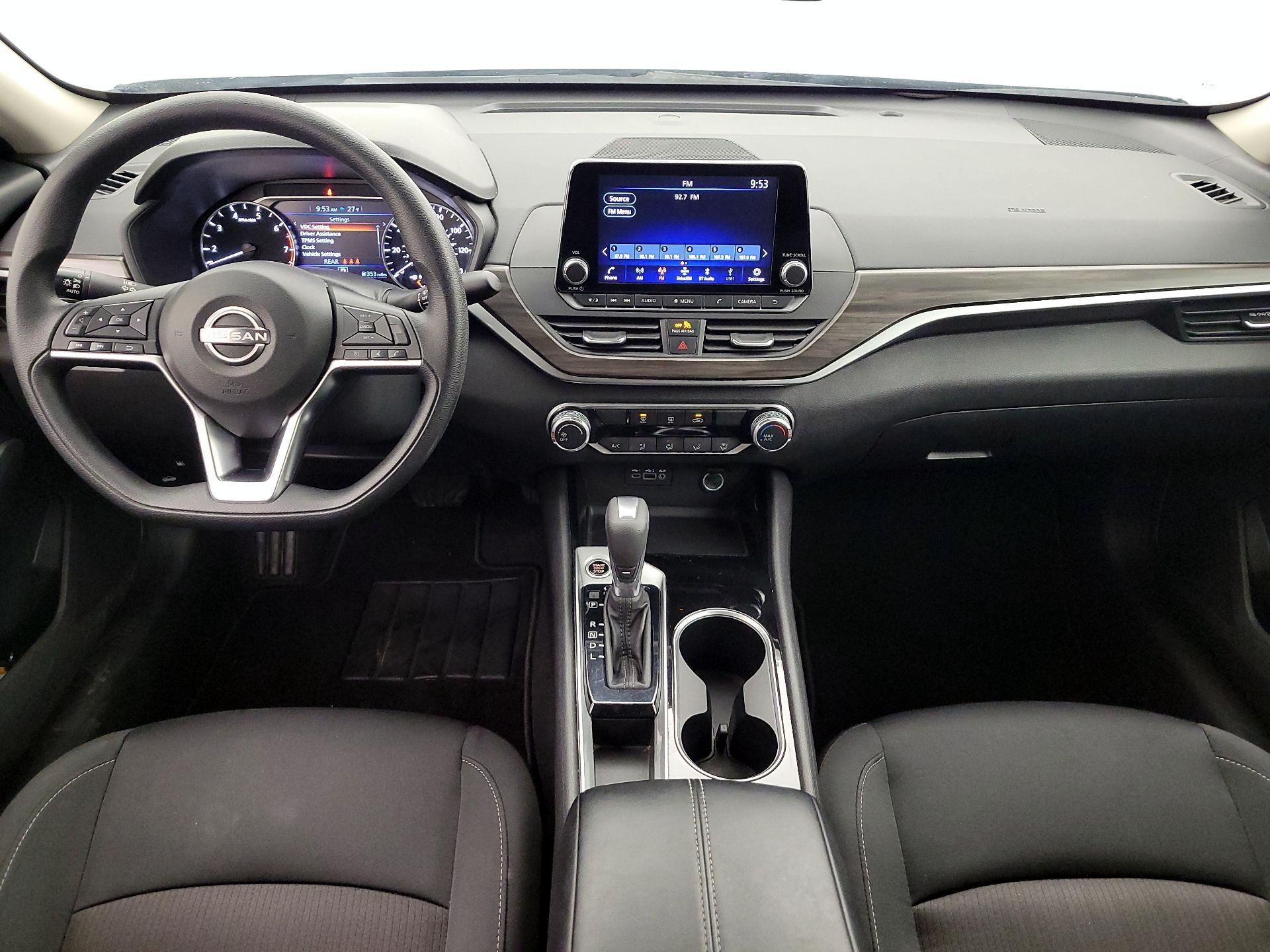 Thumbnail: 2024 Nissan Altima - 9