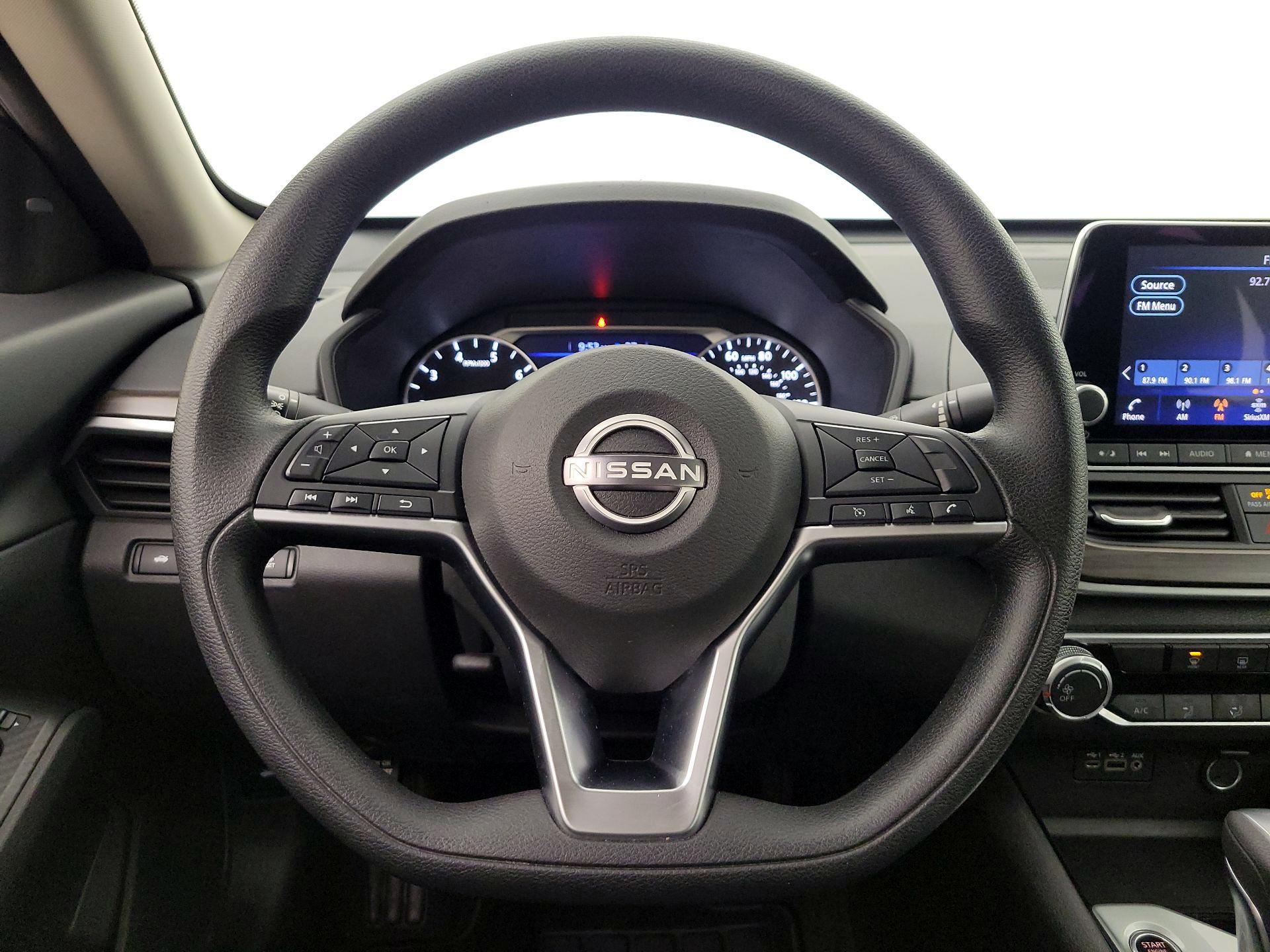 Thumbnail: 2024 Nissan Altima - 10