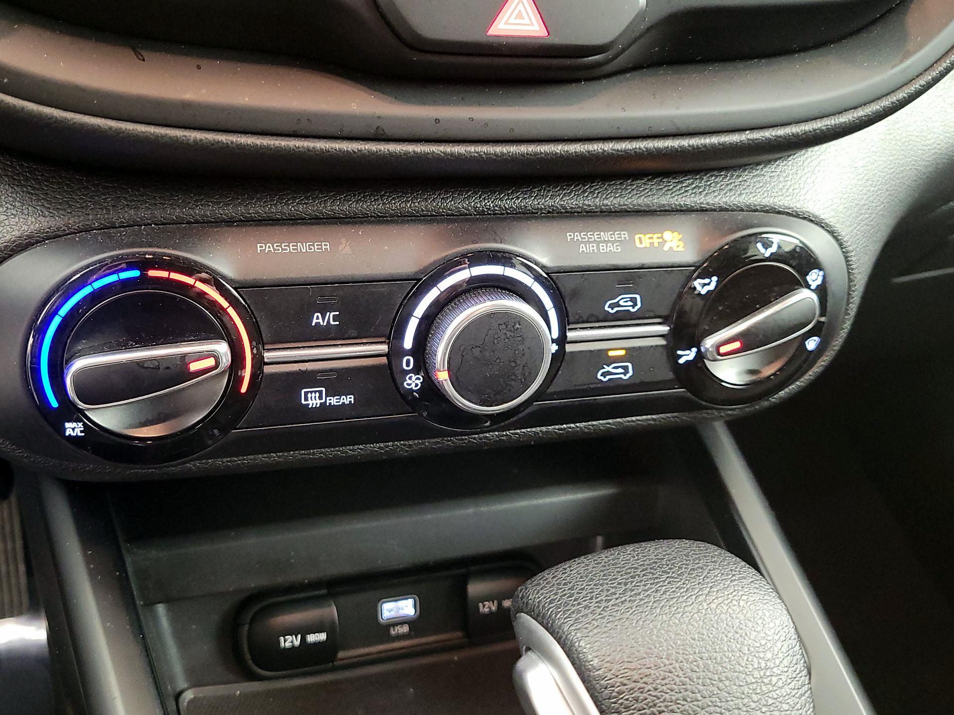 Thumbnail: 2024 Kia Soul - 16