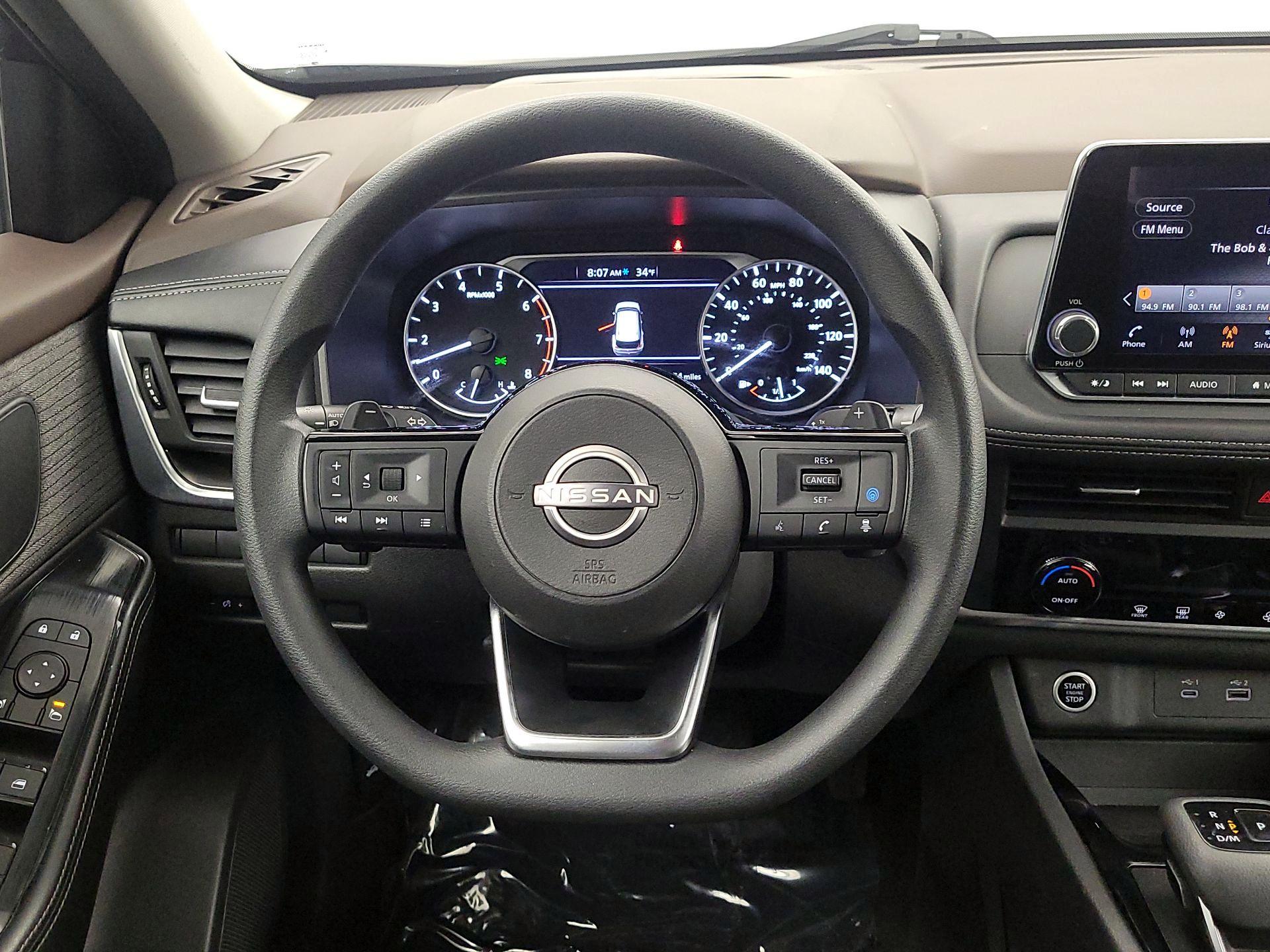 Thumbnail: 2023 Nissan Rogue - 10