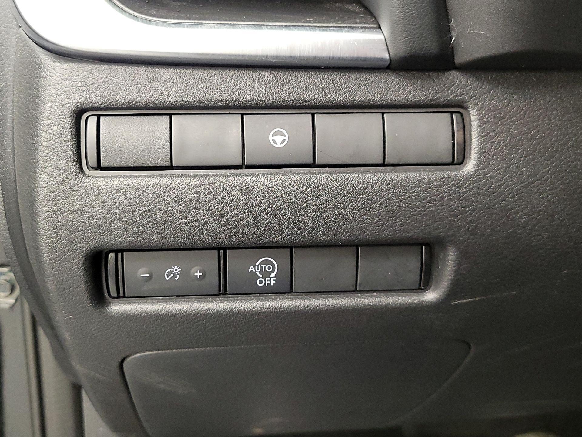 Thumbnail: 2023 Nissan Rogue - 13