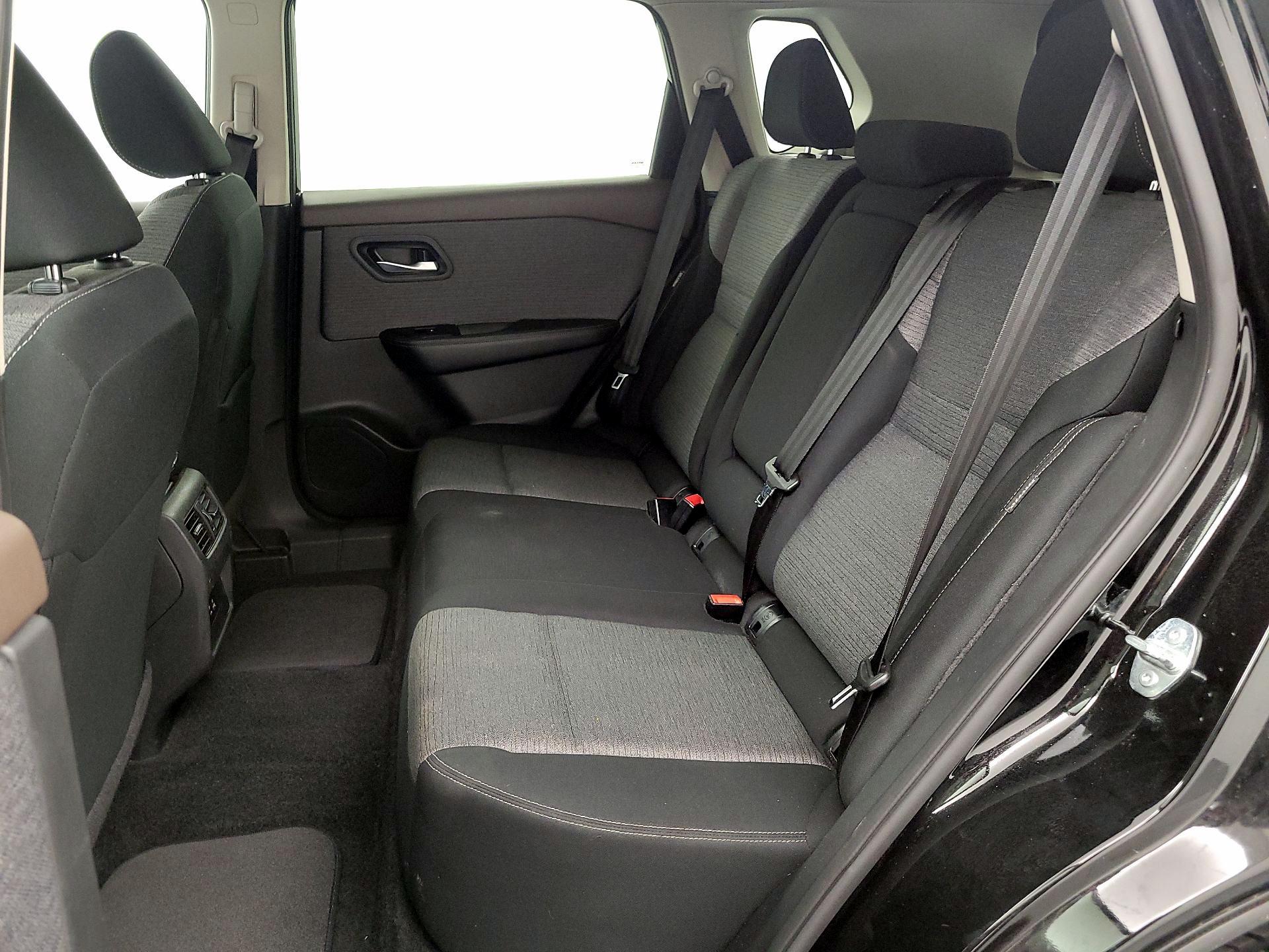 Thumbnail: 2023 Nissan Rogue - 19