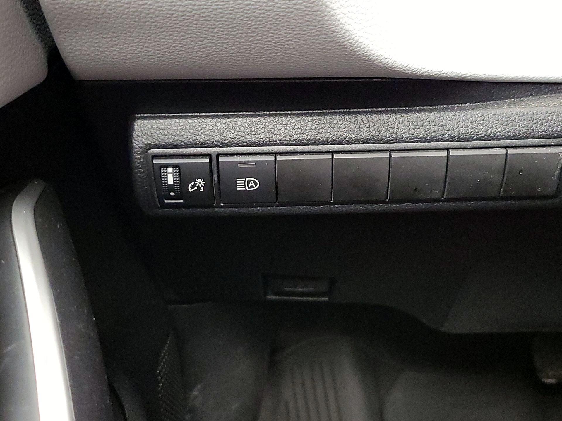 Thumbnail: 2023 Toyota Corolla - 13