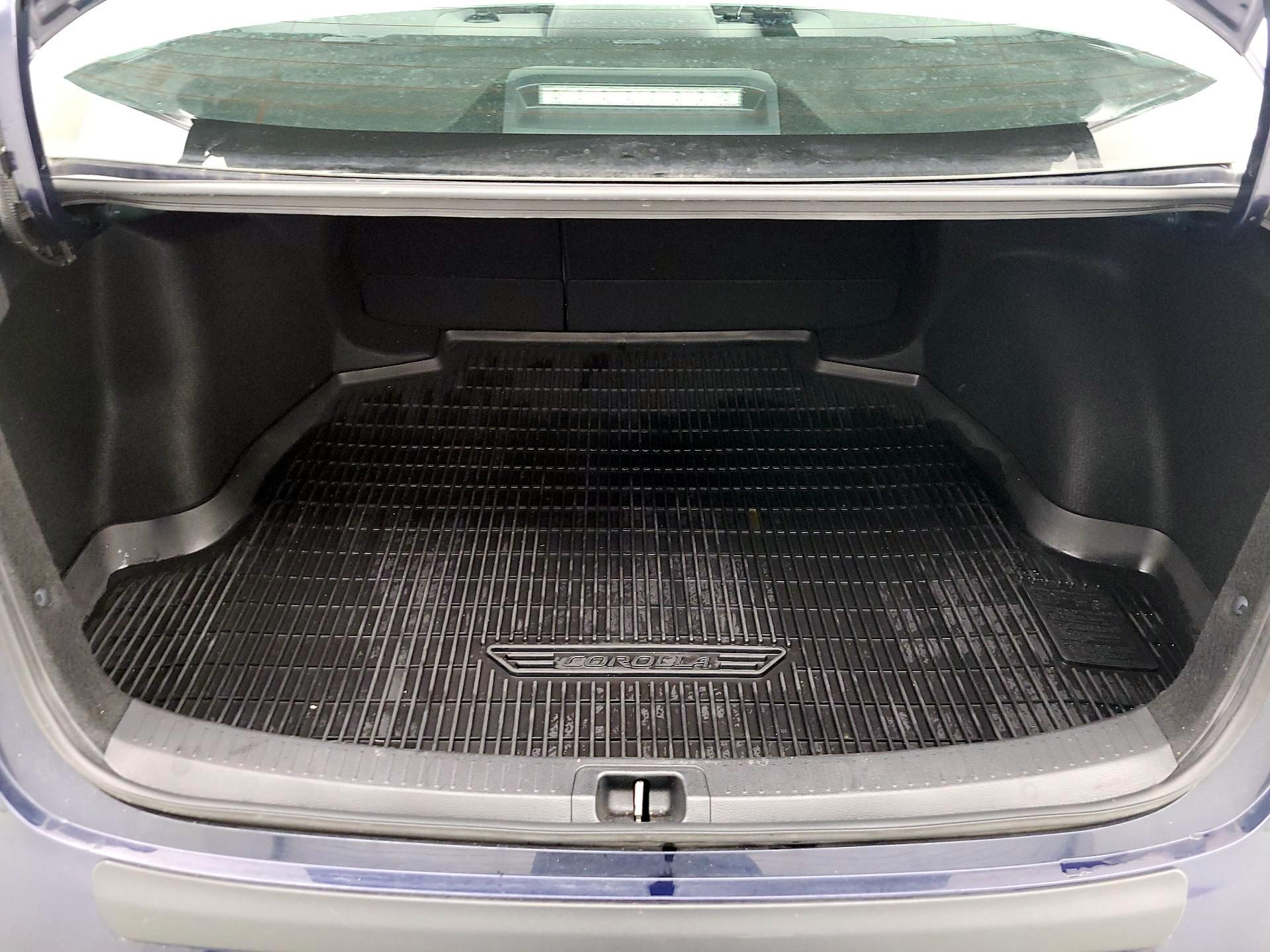 Thumbnail: 2023 Toyota Corolla - 20