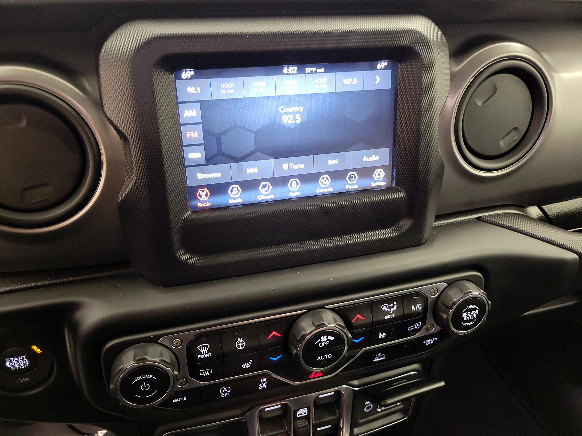 Thumbnail: 2021 Jeep Gladiator - 13