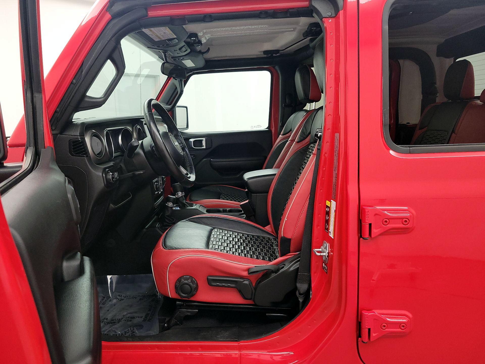 Thumbnail: 2021 Jeep Gladiator - 11