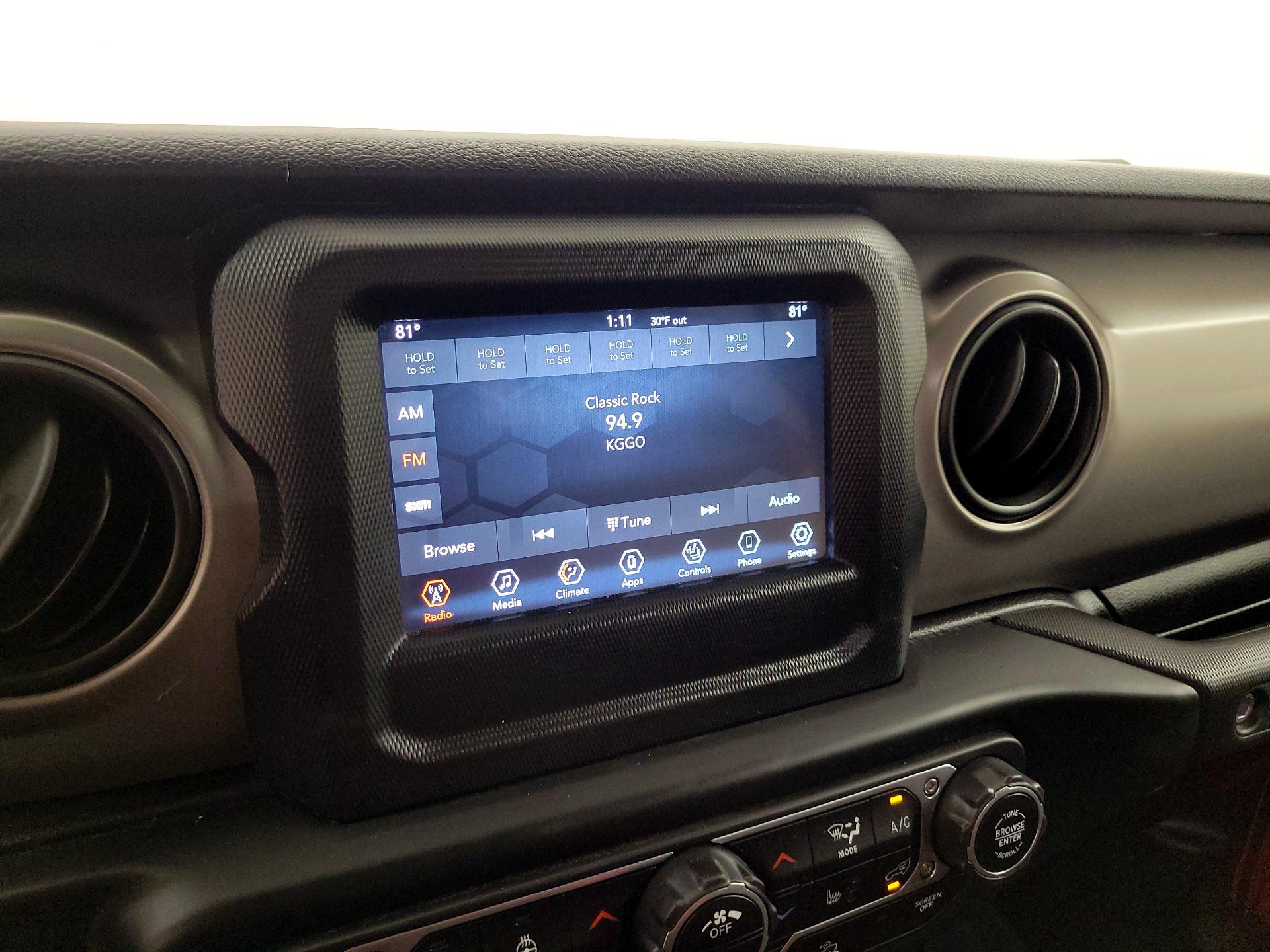 Thumbnail: 2021 Jeep Gladiator - 15