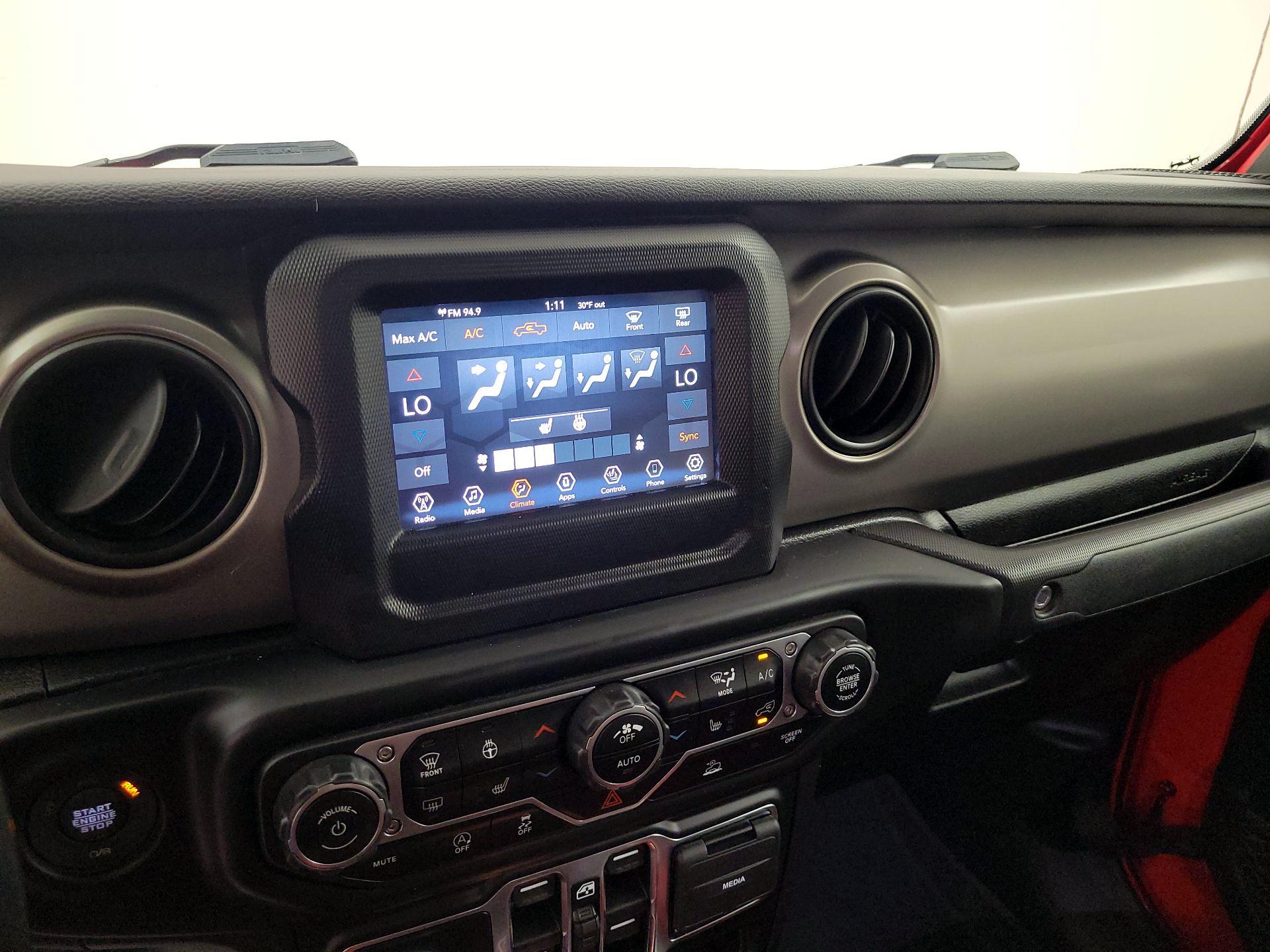 Thumbnail: 2021 Jeep Gladiator - 16