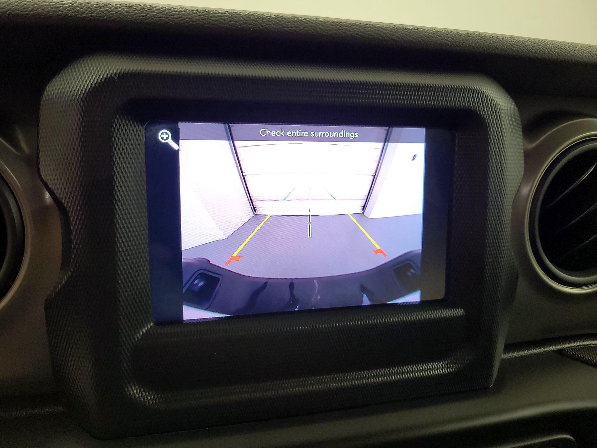 Thumbnail: 2022 Jeep Gladiator - 14